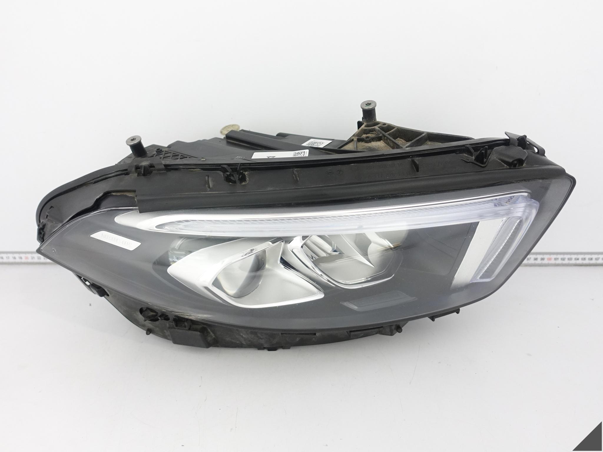MERCEDES A-KLASA W177 18-23 LAMPA FULL LED HIGH PERFORMANCE PRAWA PRZÓD EU MERCEDES A-KLASA W177 18-23 LAMPA FULL LED HIGH PERFORMANCE PRAWA PRZÓD EU