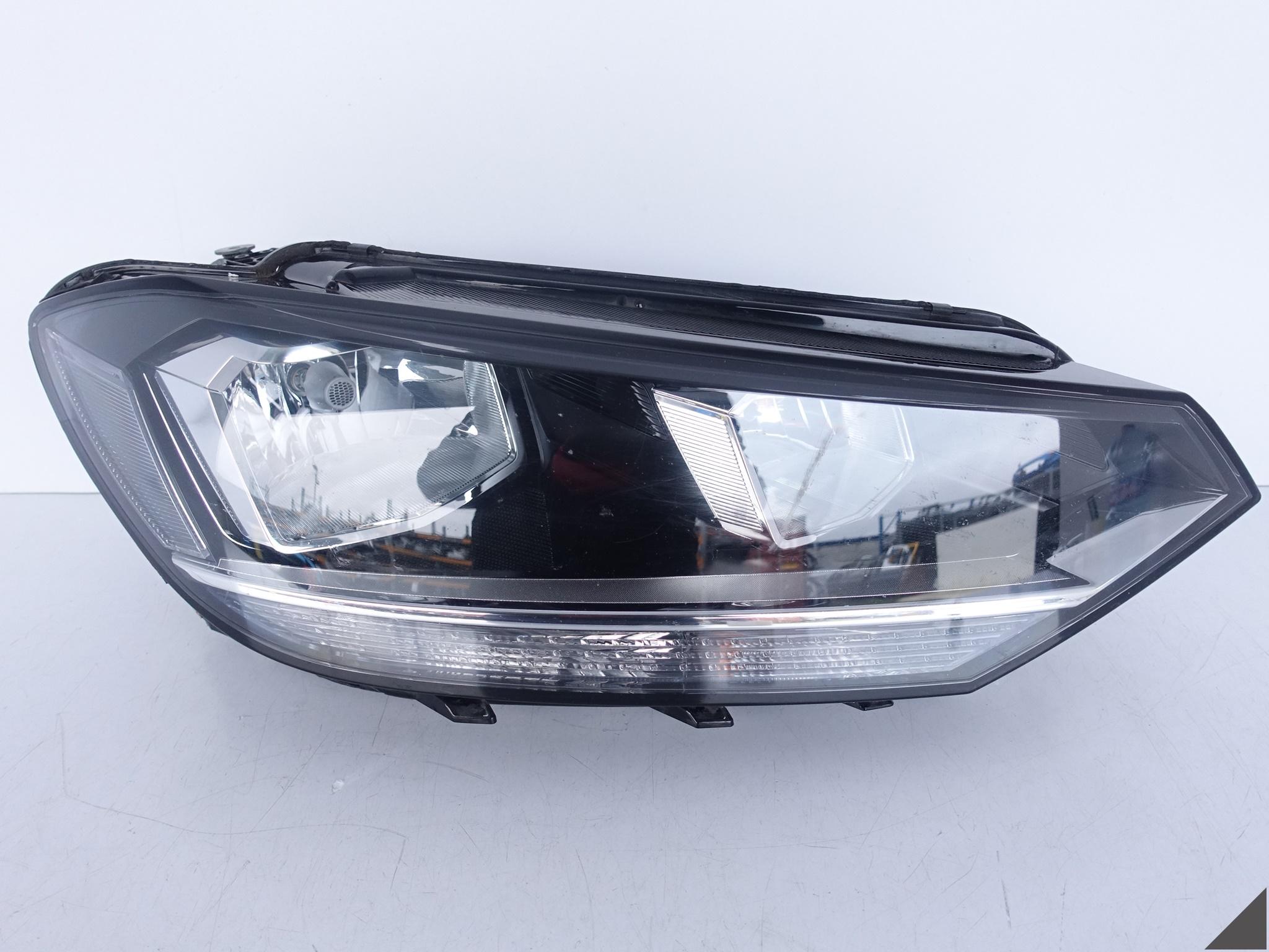 VW TOURAN 5TB (II GENERACJA) 15- LAMPA ZWYKŁA HALOGEN PRAWA PRZÓD EUROPA VW TOURAN 5TB (II GENERACJA) 15- LAMPA ZWYKŁA HALOGEN PRAWA PRZÓD EUROPA