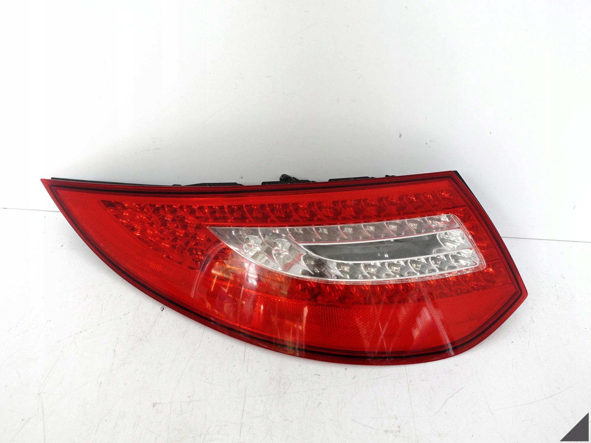 PORSCHE 911 997 MK2 LIFT 09-12 LAMPA LED LEWA TYŁ EUROPA PORSCHE 911 997 MK2 LIFT 09-12 LAMPA LED LEWA TYŁ EUROPA