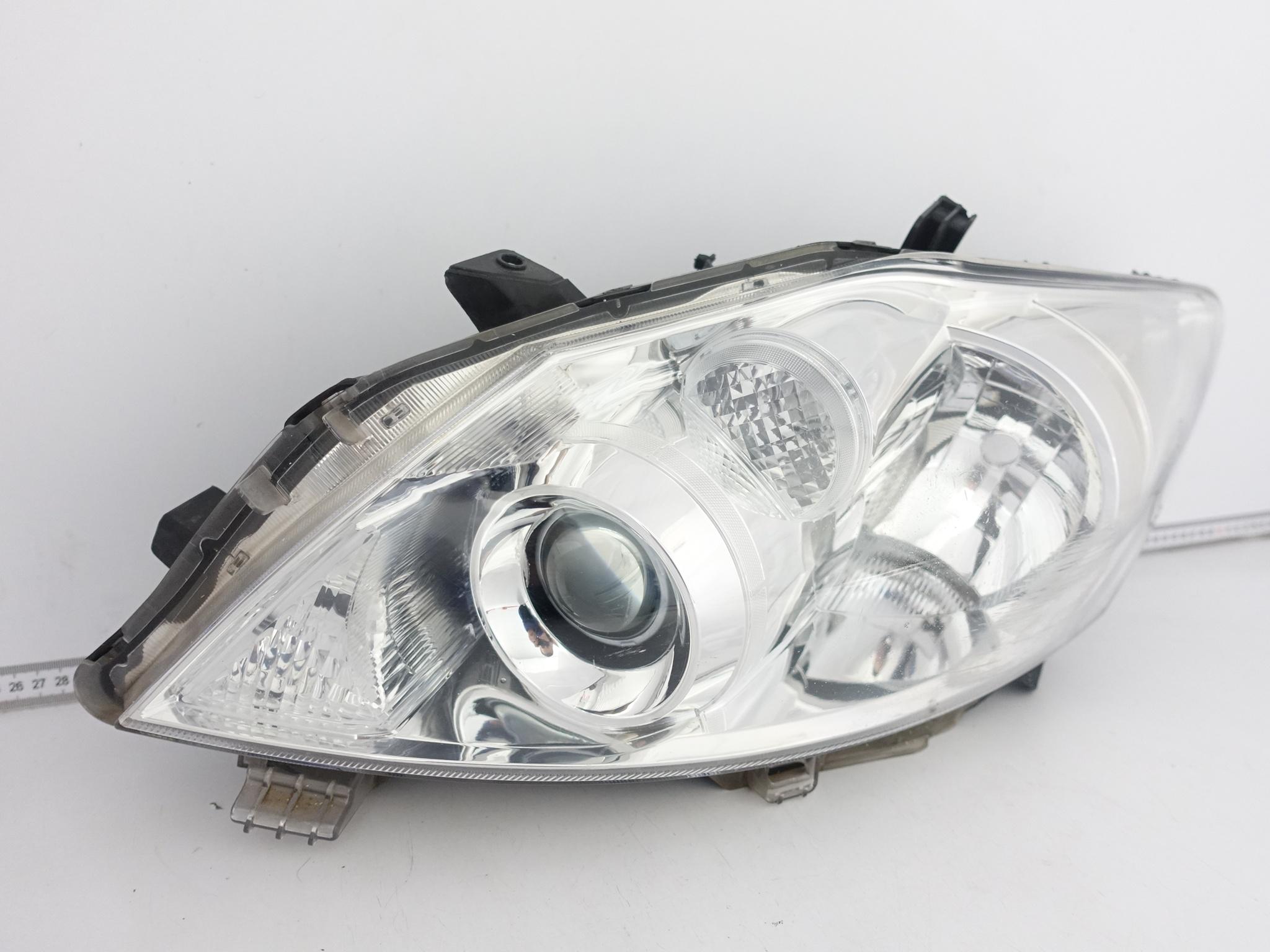 TOYOTA AURIS I HYBRID LIFT 09-12 LAMPA LEWA ZWYKŁA HALOGEN PRZÓD EUROPA TOYOTA AURIS I HYBRID LIFT 09-12 LAMPA LEWA ZWYKŁA HALOGEN PRZÓD EUROPA