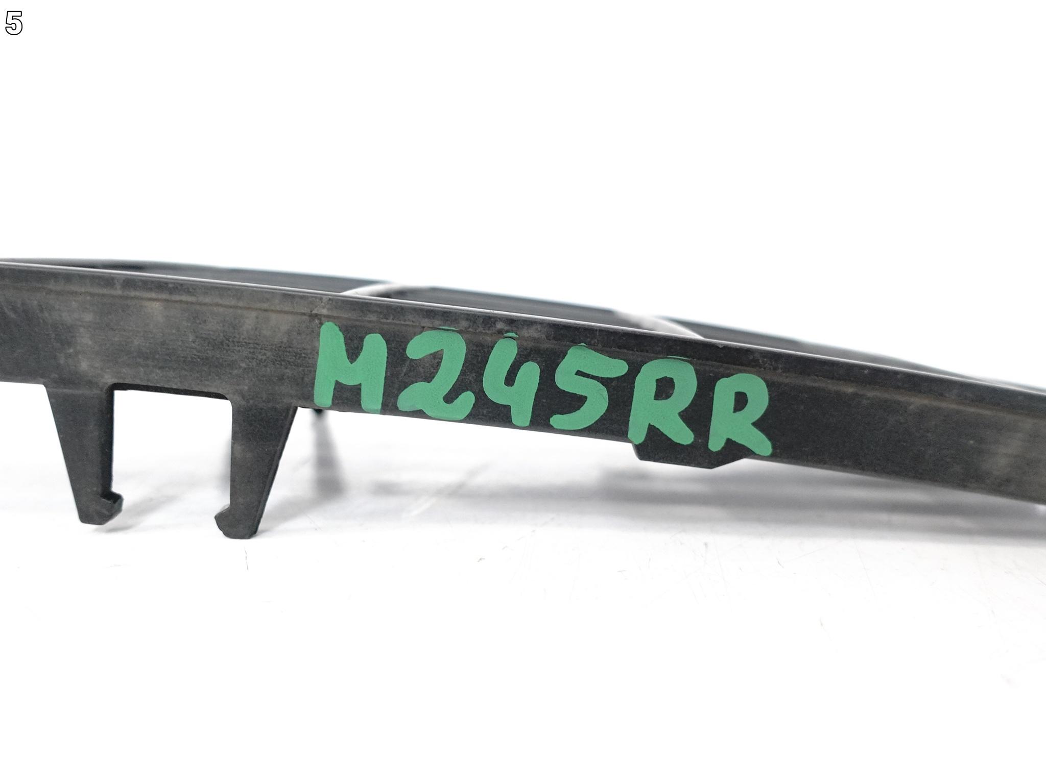 AUDI S3 I 8L0 8L9 LIFT 99-03 KRATKA ATRAPA WLOT W ZDERZAK PRZÓD LEWA AUDI S3 I 8L0 8L9 LIFT 99-03 KRATKA ATRAPA WLOT W ZDERZAK PRZÓD LEWA - obrazek 6
