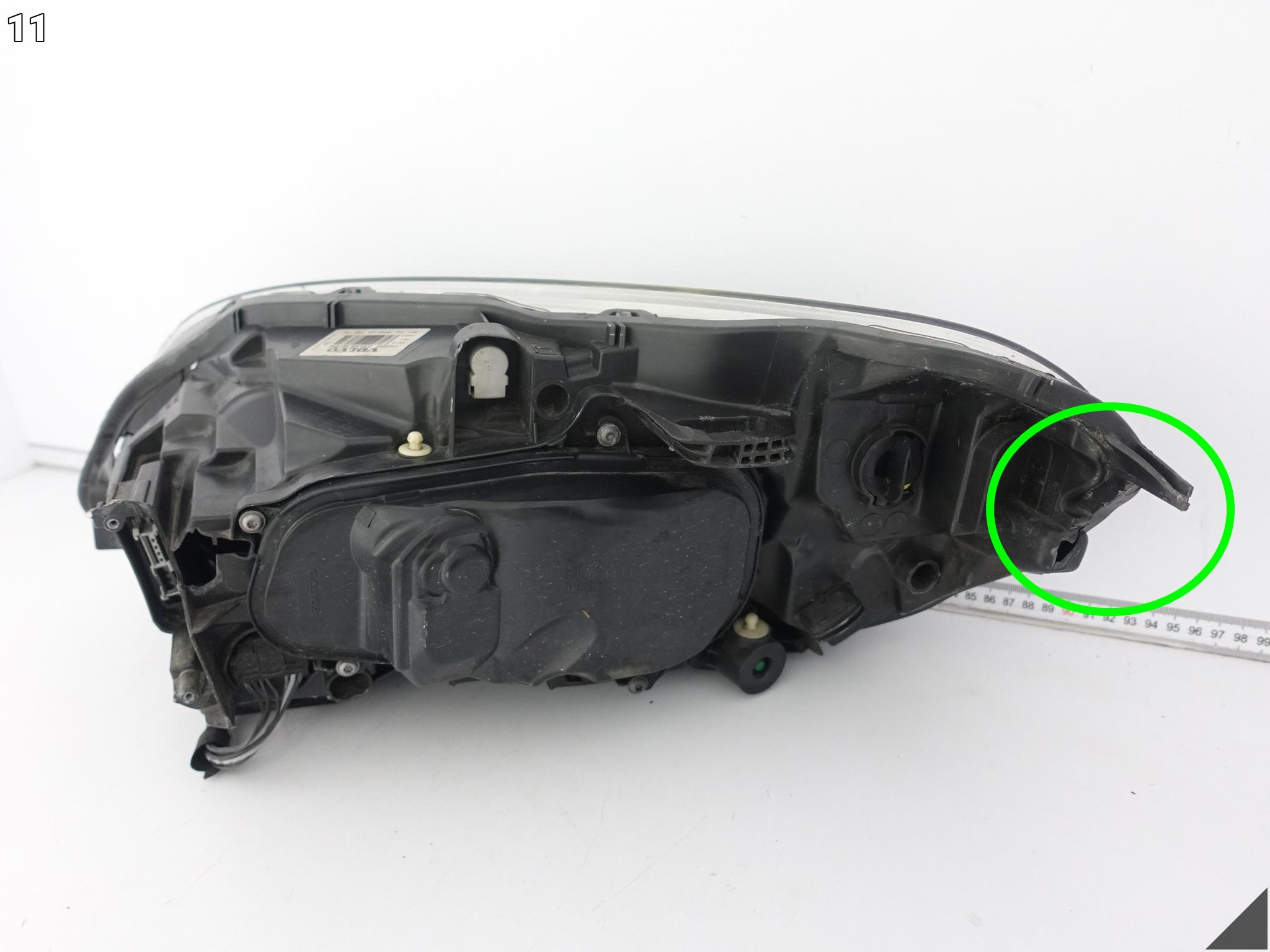 VOLVO XC60 (1 GENERACJA) LIFT 13-17 LAMPA XENON SKRĘTNY PRAWY PRZÓD EUROPA VOLVO XC60 (1 GENERACJA) LIFT 13-17 LAMPA XENON SKRĘTNY PRAWY PRZÓD EUROPA - obrazek 12