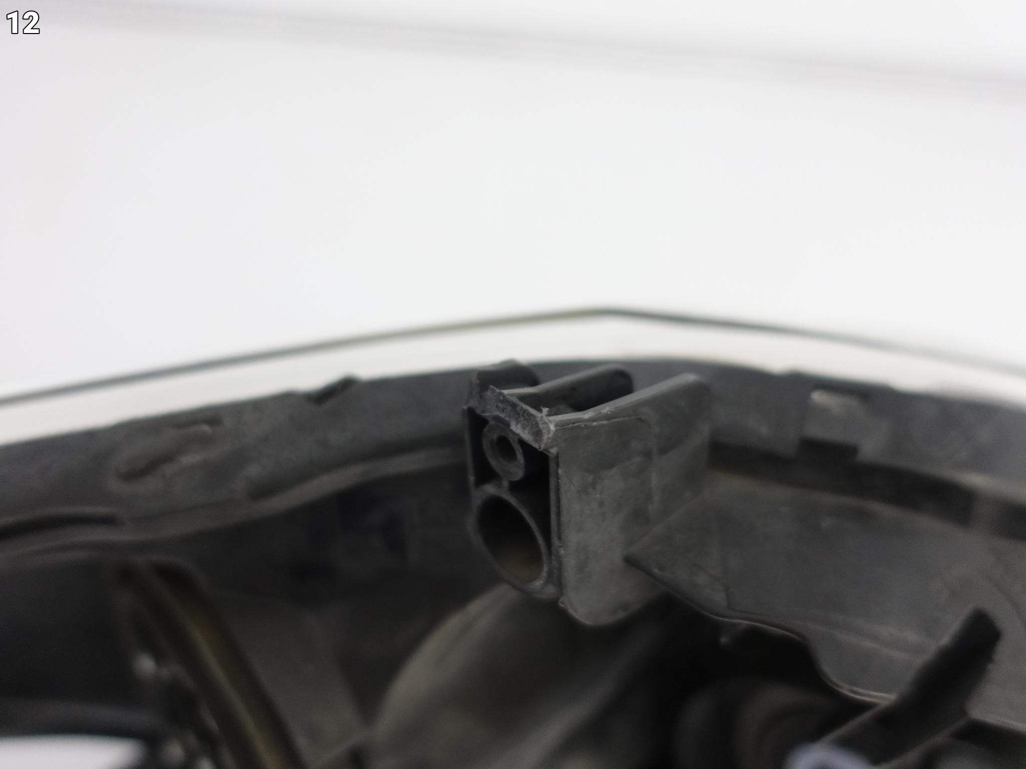 TOYOTA AURIS I HYBRID LIFT 09-12 LAMPA LEWA ZWYKŁA HALOGEN PRZÓD EUROPA TOYOTA AURIS I HYBRID LIFT 09-12 LAMPA LEWA ZWYKŁA HALOGEN PRZÓD EUROPA - obrazek 13