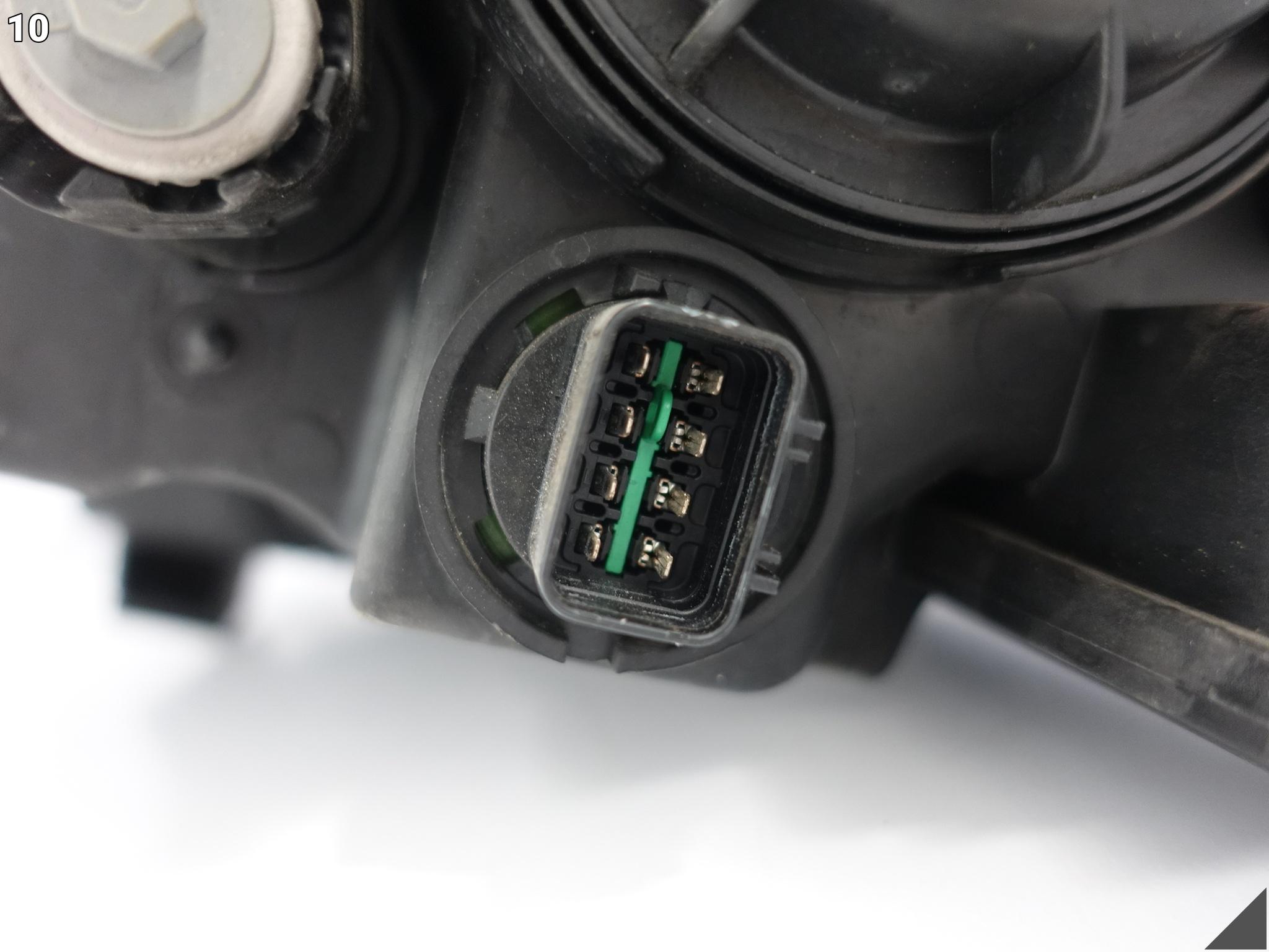 KIA RIO III 3 11-17 LAMPA ZWYKŁA HALOGEN + LED SOCZEWKA PRAWA PRZÓD EUROPA KIA RIO III 3 11-17 LAMPA ZWYKŁA HALOGEN + LED SOCZEWKA PRAWA PRZÓD EUROPA - obrazek 11