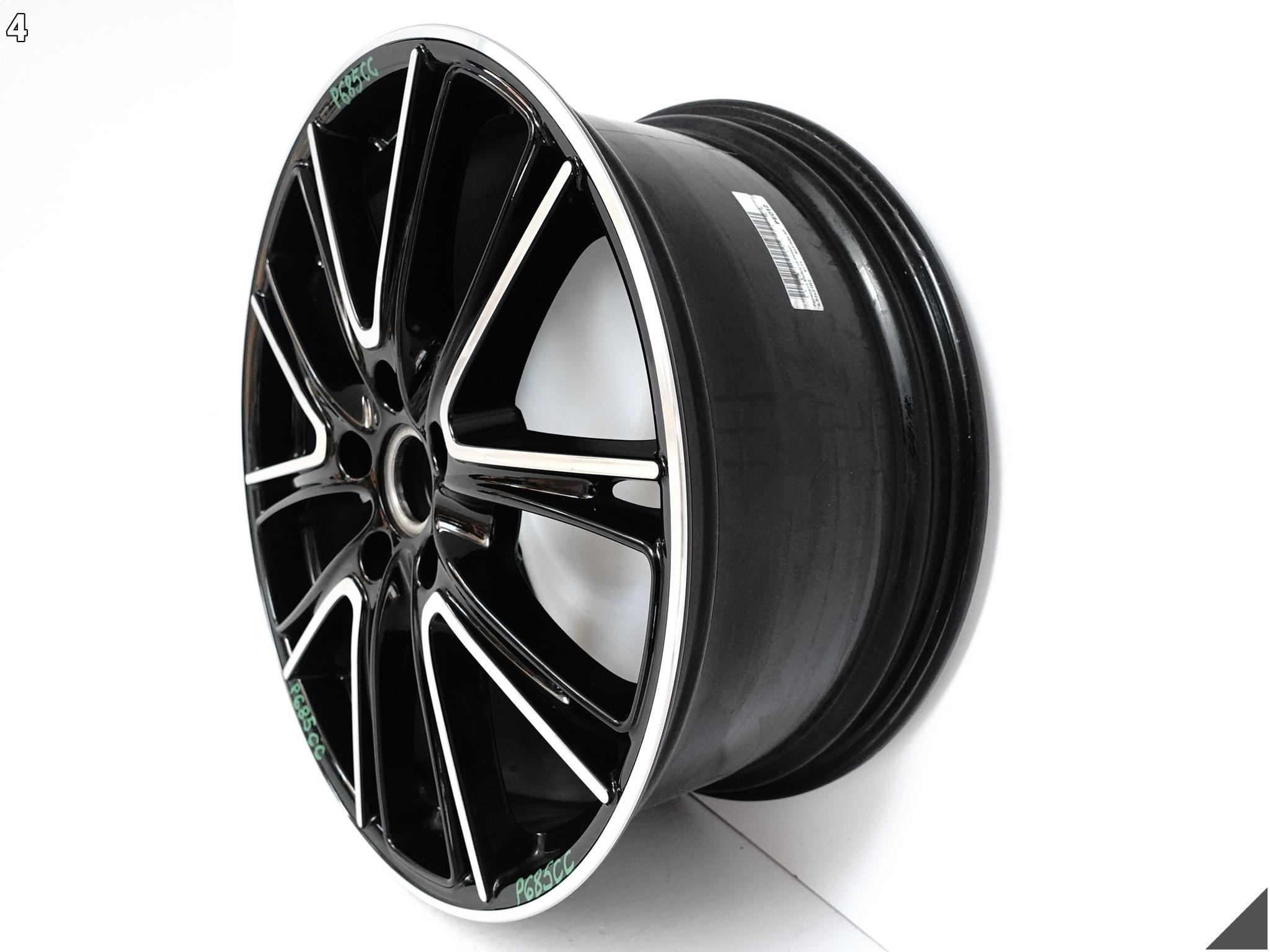 PORSCHE PANAMERA 971 EXCLUSIV DESIGN FELGA ALUFELGA 9,5Jx21 ET71 5×130 041 PORSCHE PANAMERA 971 EXCLUSIV DESIGN FELGA ALUFELGA 9,5Jx21 ET71 5x130 041 - obrazek 5