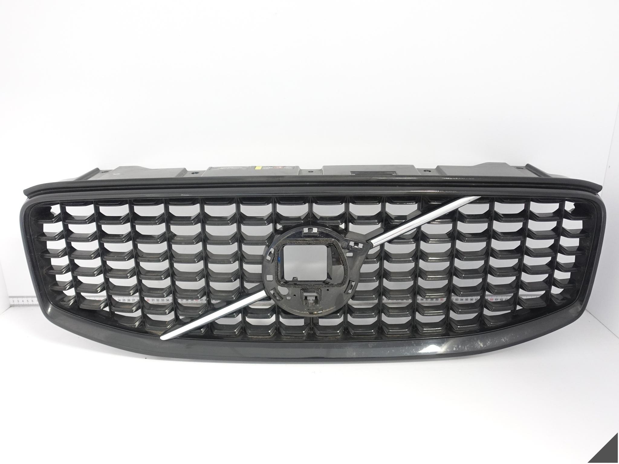 VOLVO XC60 II R-DESIGN LIFT 22- GRILL ATRAPA KRATKA W ZDERZAK PRZÓD VOLVO XC60 II R-DESIGN LIFT 22- GRILL ATRAPA KRATKA W ZDERZAK PRZÓD