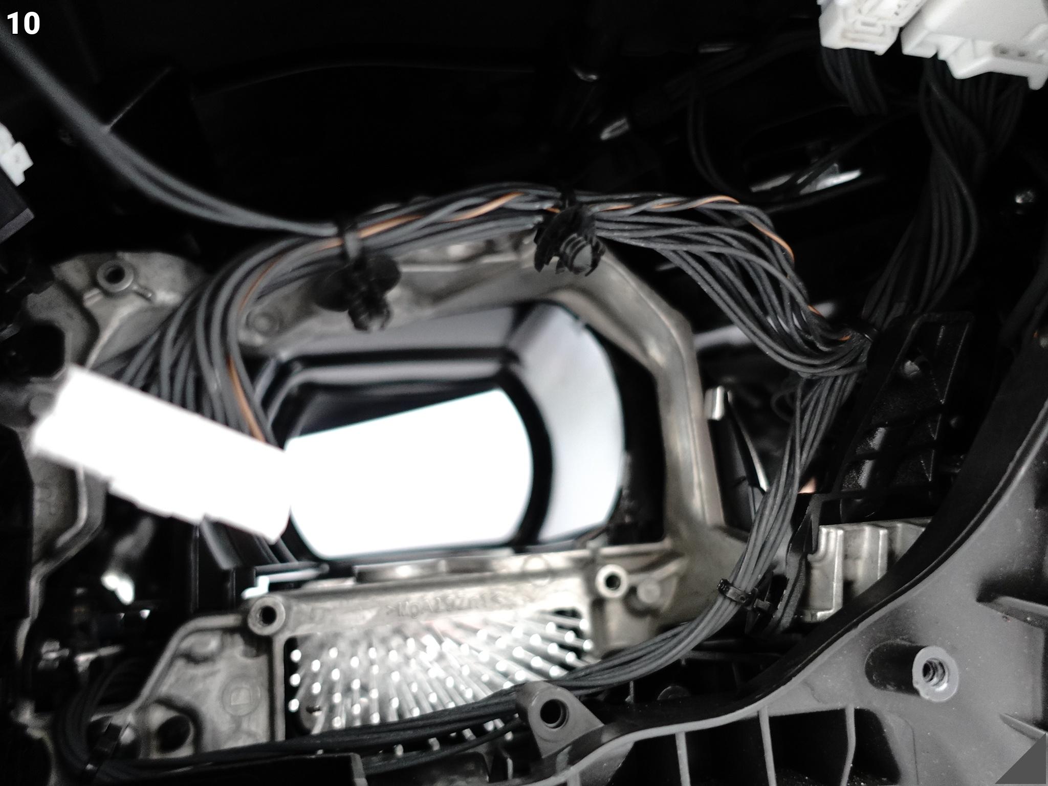 PORSCHE TAYCAN 9J1 19-24 LAMPA FULL LED MATRIX PDLS+ PRAWA PRZÓD EUROPA PORSCHE TAYCAN 9J1 19-24 LAMPA FULL LED MATRIX PDLS+ PRAWA PRZÓD EUROPA - obrazek 11