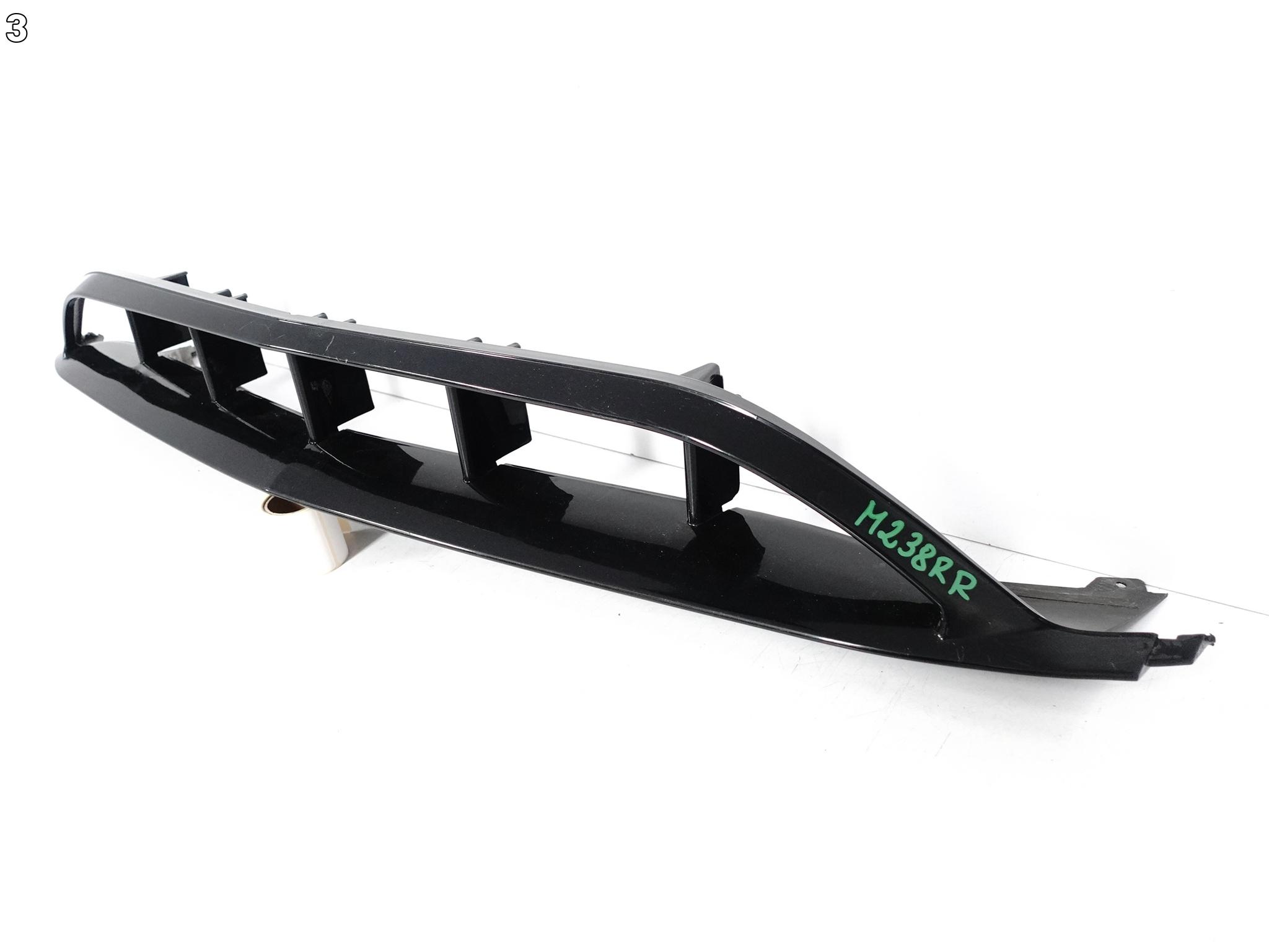 MERCEDES A-KLASA W176 LIFT 45 AMG 15-18 ATRAPA KRATKA SPOILER ZDERZAK PRZÓD MERCEDES A-KLASA W176 LIFT 45 AMG 15-18 ATRAPA KRATKA SPOILER ZDERZAK PRZÓD - obrazek 4