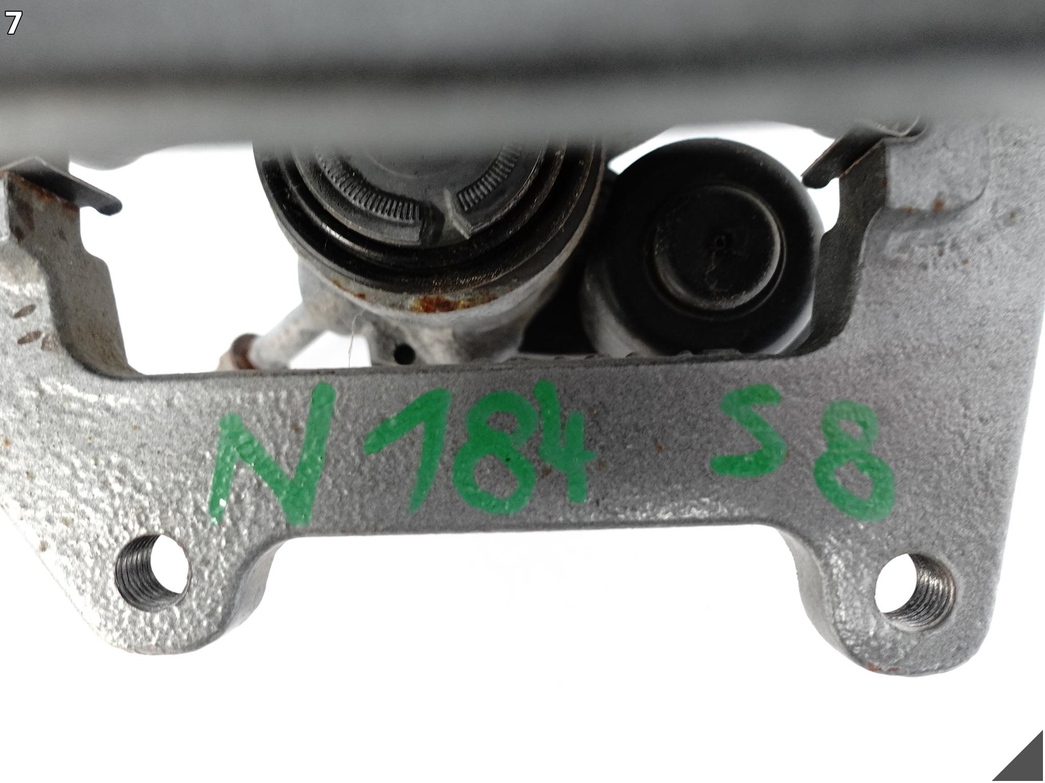 AUDI S8 PLUS A8 4H0 D4 LIFT 13-17 ZACISK HAMULCA CERAMIKA LEWY TYŁ 92 KM AUDI S8 PLUS A8 4H0 D4 LIFT 13-17 ZACISK HAMULCA CERAMIKA LEWY TYŁ 92 KM - obrazek 8