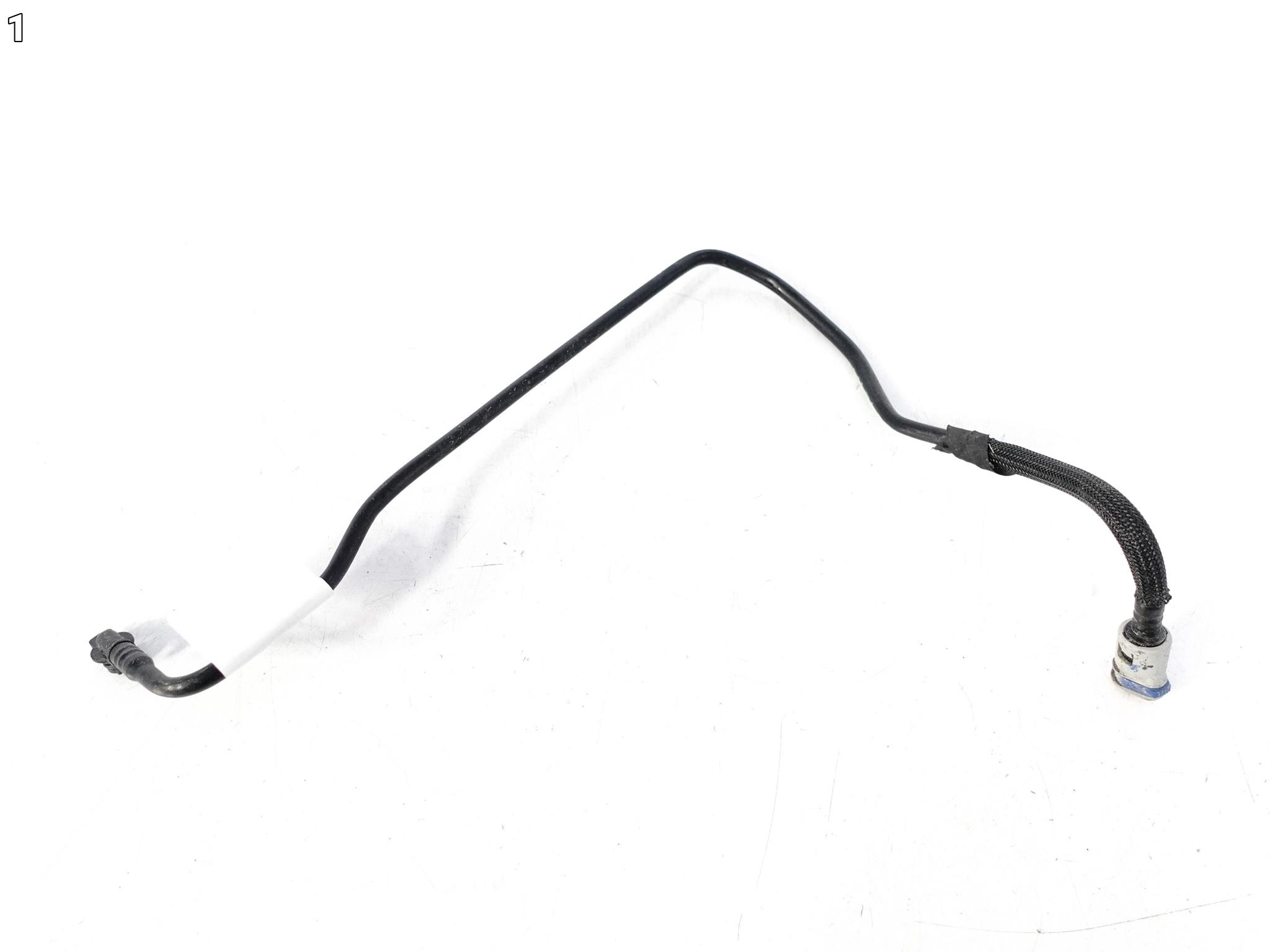 PORSCHE 911 992 19- RURA PRZEWÓD WĄŻ ODPOWIETRZAJĄCY UKŁAD CHŁODZENIA LEWY PORSCHE 911 992 19- RURA PRZEWÓD WĄŻ ODPOWIETRZAJĄCY UKŁAD CHŁODZENIA LEWY - obrazek 2