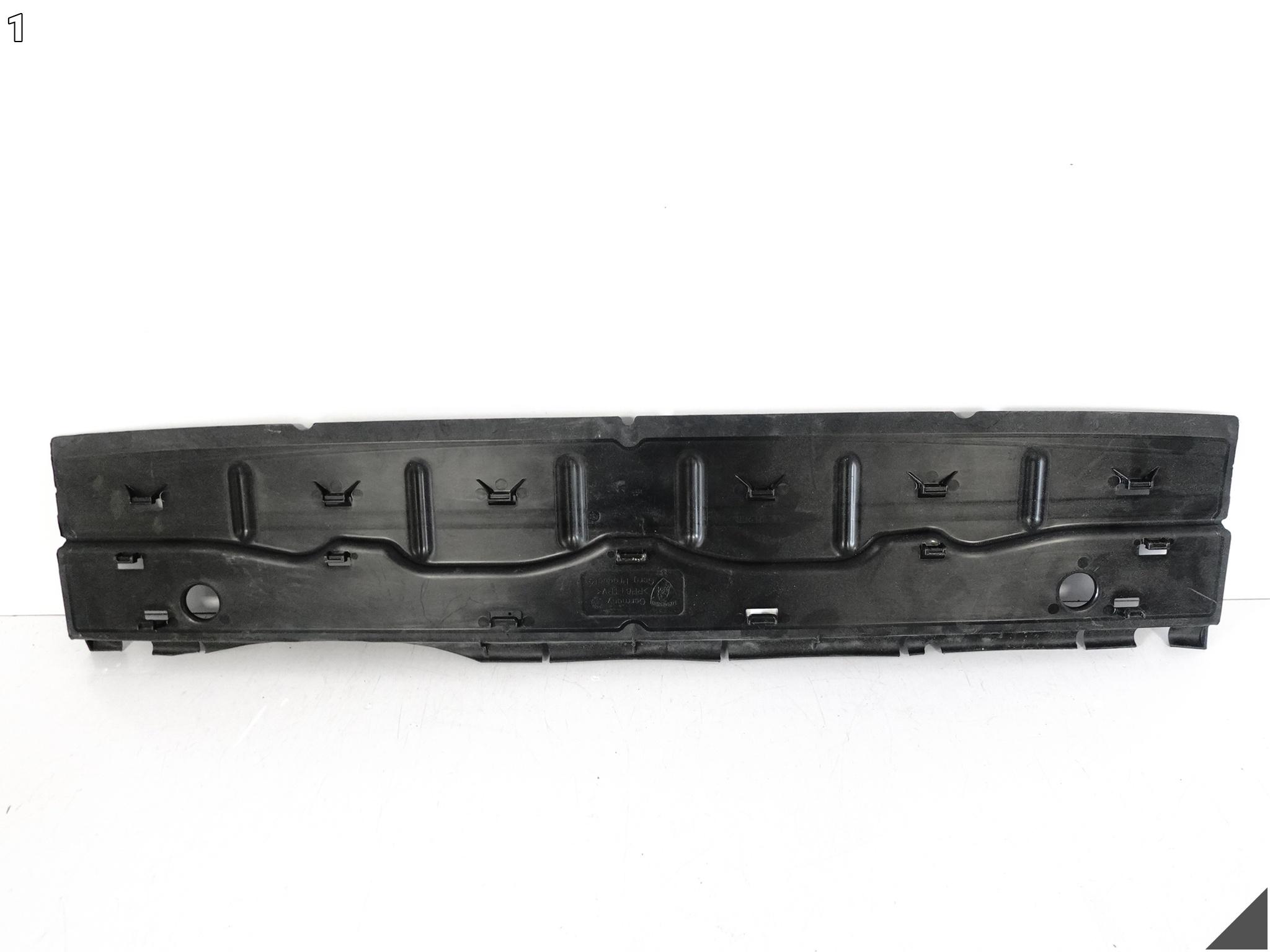 LAMBORGHINI URUS 4ML 18- KIEROWNICA KANAŁ POWIETRZA OBUDOWA PRZÓD 4ML121286 LAMBORGHINI URUS 4ML 18- KIEROWNICA KANAŁ POWIETRZA OBUDOWA PRZÓD 4ML121286 - obrazek 2