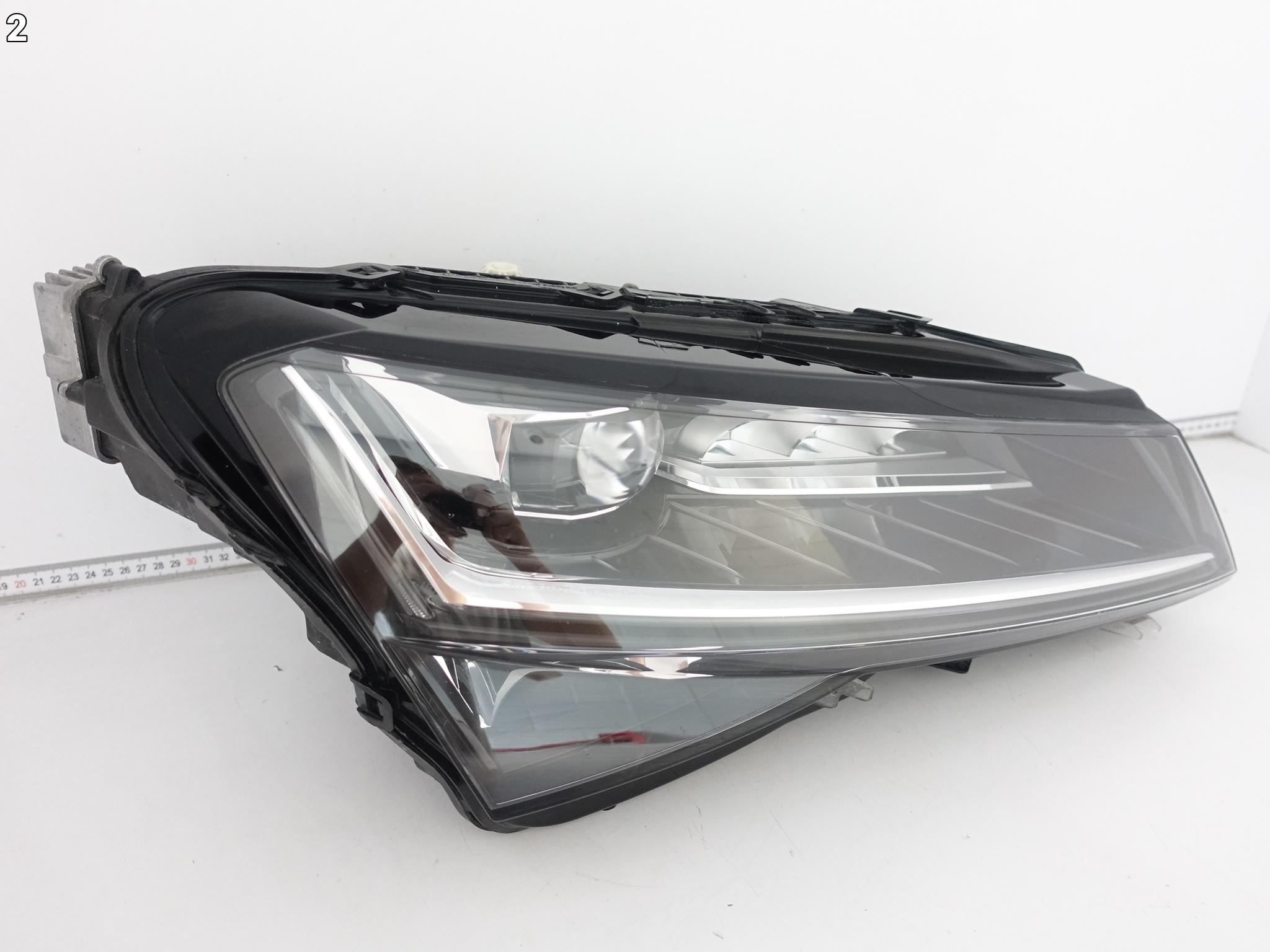 SKODA SUPERB 3V1 LIFT 19-24 LAMPA FULL LED CRYSTAL LIGHTING HIGH PRAWA EU SKODA SUPERB 3V1 LIFT 19-24 LAMPA FULL LED CRYSTAL LIGHTING HIGH PRAWA EU - obrazek 3