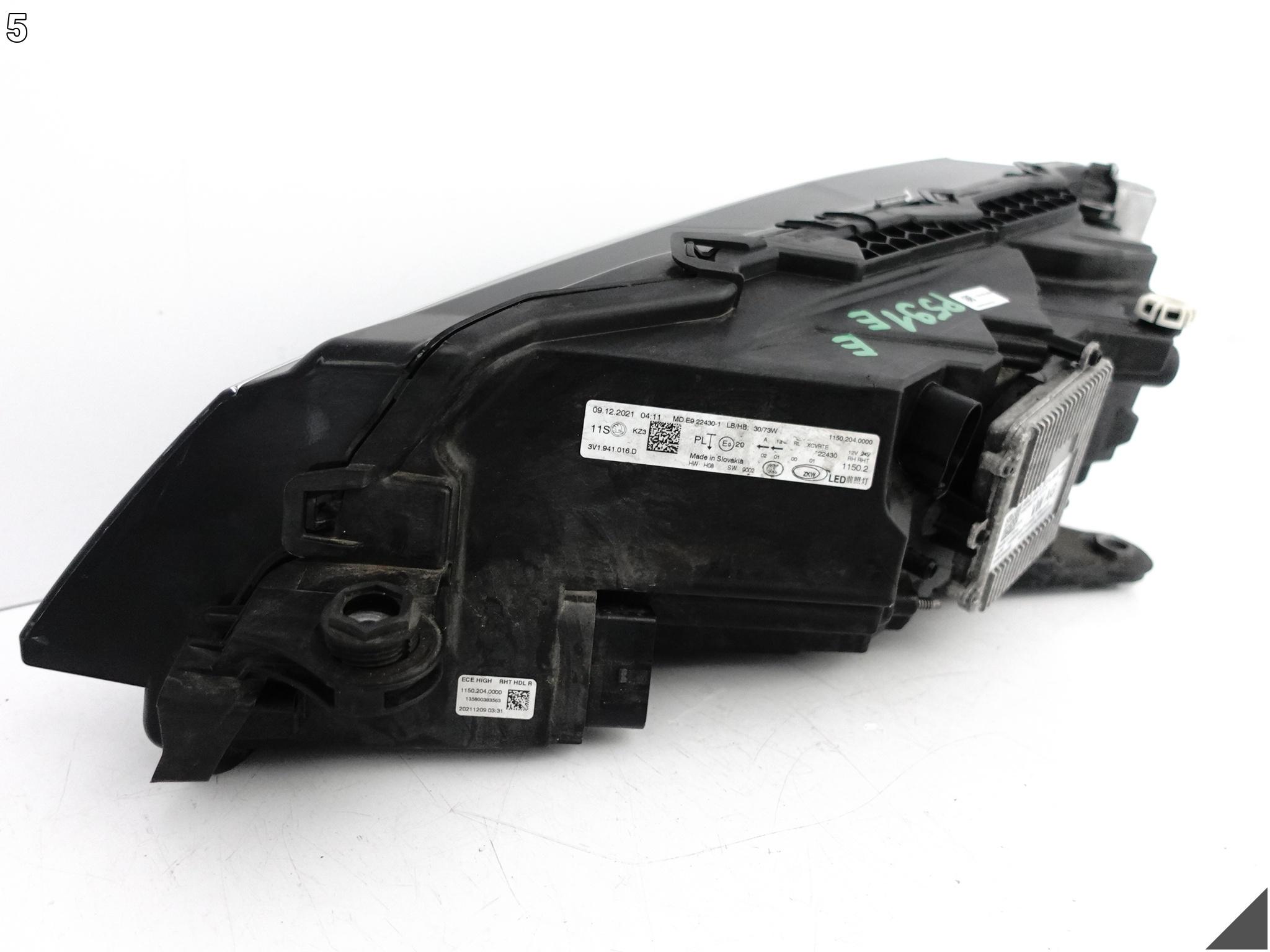 SKODA SUPERB 3V1 LIFT 19-24 LAMPA FULL LED CRYSTAL LIGHTING HIGH PRAWA EU SKODA SUPERB 3V1 LIFT 19-24 LAMPA FULL LED CRYSTAL LIGHTING HIGH PRAWA EU - obrazek 6