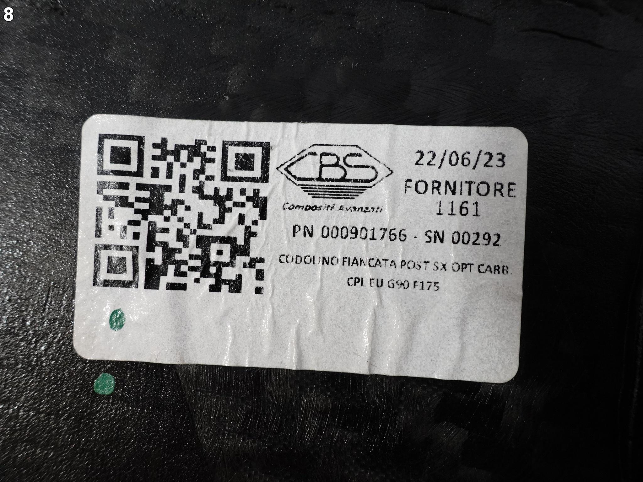FERRARI PUROSANGUE F175 23- LISTWA NAKŁADKA NA BŁOTNIK CARBON LEWA TYŁ FERRARI PUROSANGUE F175 23- LISTWA NAKŁADKA NA BŁOTNIK CARBON LEWA TYŁ - obrazek 9