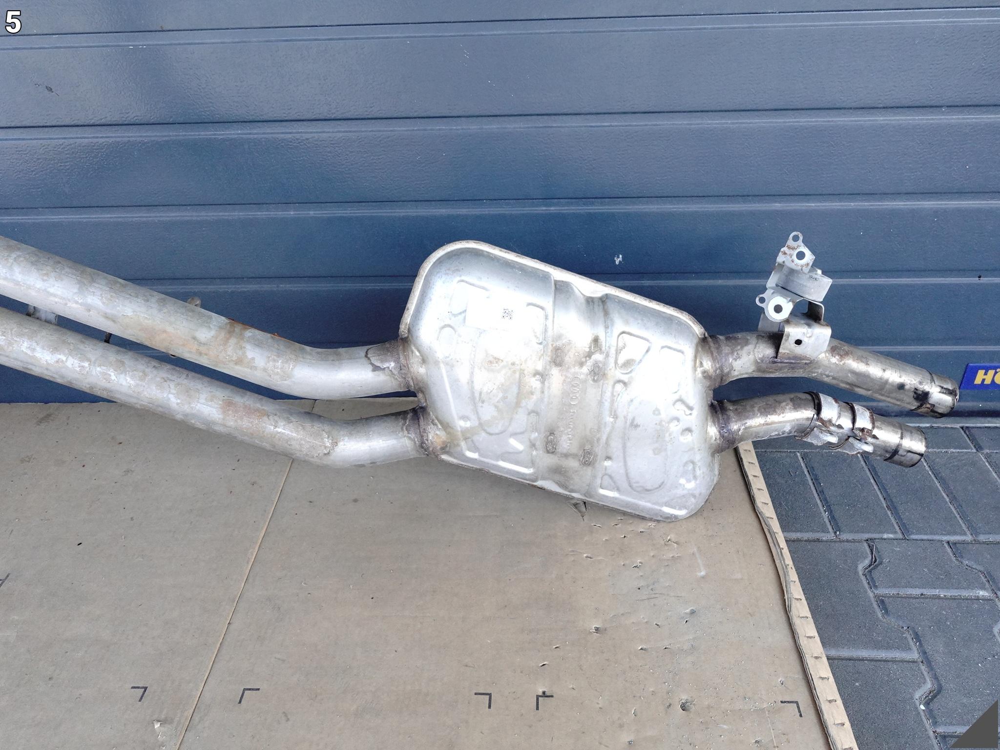 AUDI S8 PLUS 4H0 D4 LIFT 15-17 RURA WYDECH TŁUMIK LEWY TYŁ 4.0 TFSI 92 KM AUDI S8 PLUS 4H0 D4 LIFT 15-17 RURA WYDECH TŁUMIK LEWY TYŁ 4.0 TFSI 92 KM - obrazek 6