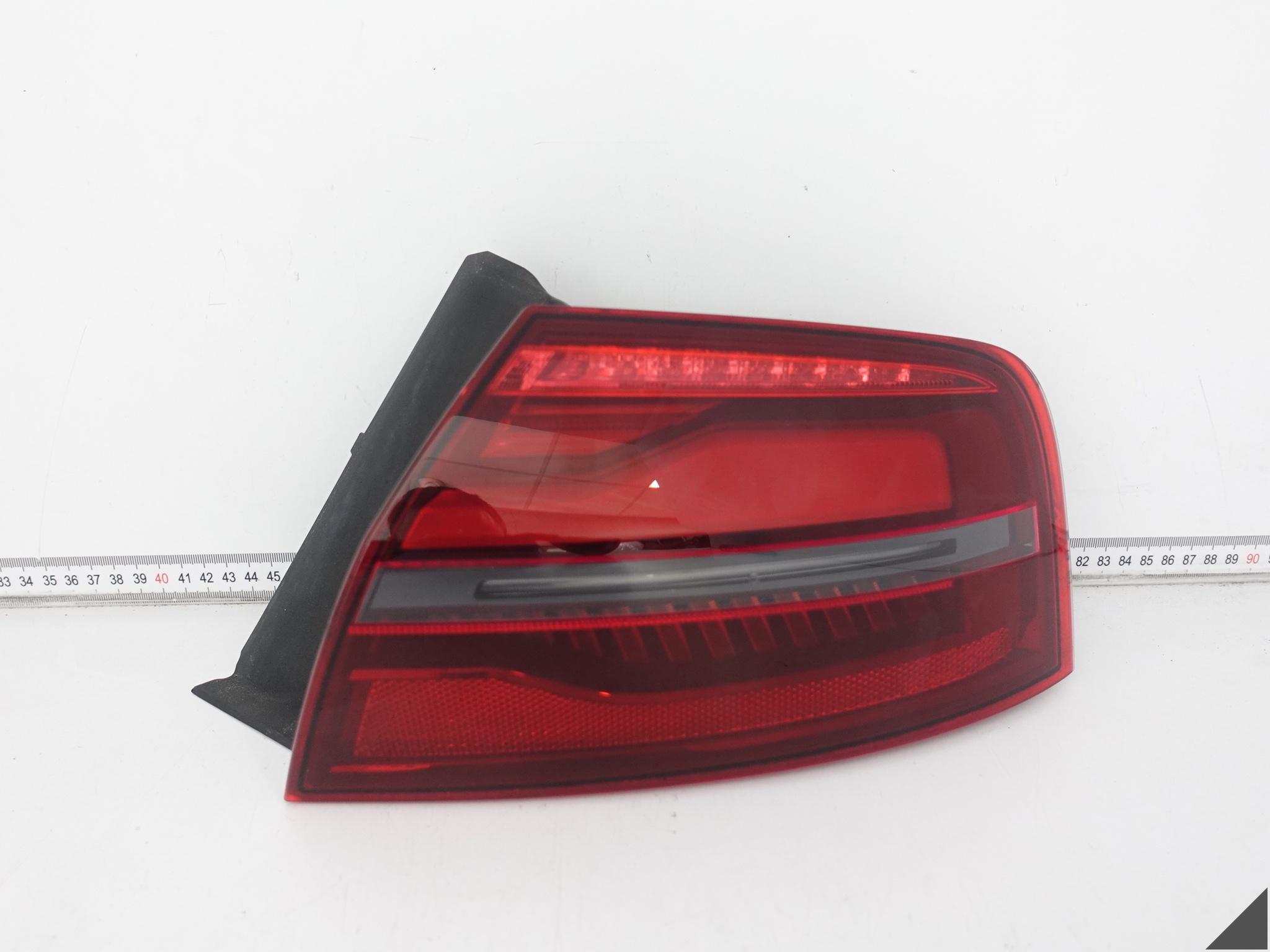 AUDI S8 PLUS A8 4H0 D4 LIFT 13-17 MATRIX LED LAMPA PRAWA TYŁ EUROPA CIEMNA AUDI S8 PLUS A8 4H0 D4 LIFT 13-17 MATRIX LED LAMPA PRAWA TYŁ EUROPA CIEMNA