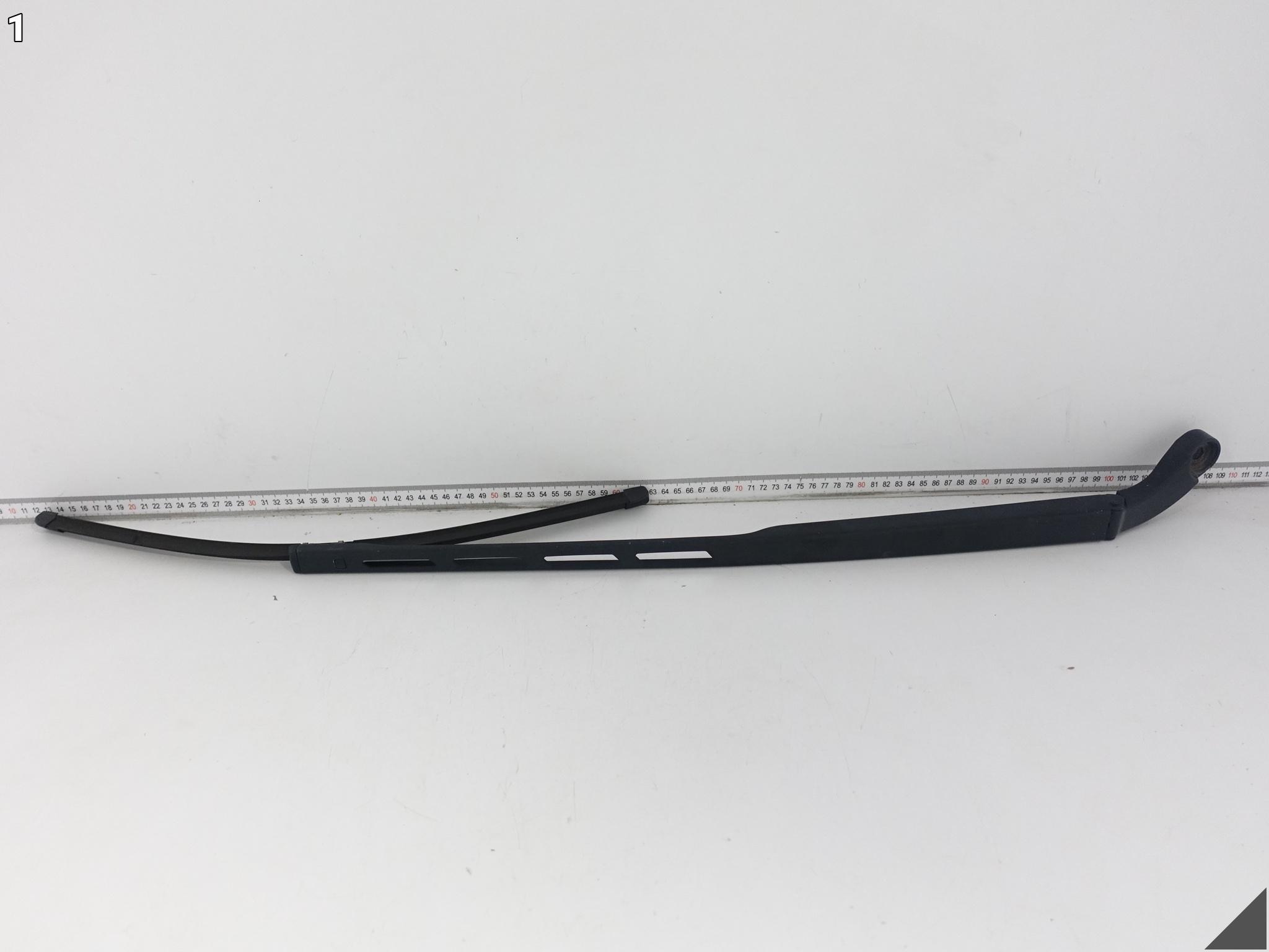 AUDI S8 A8 4H0 4H1 D4 LIFT 09-17 RAMIĘ WYCIERACZKI + PIÓRO PRAWE PRZÓD AUDI S8 A8 4H0 4H1 D4 LIFT 09-17 RAMIĘ WYCIERACZKI + PIÓRO PRAWE PRZÓD - obrazek 2