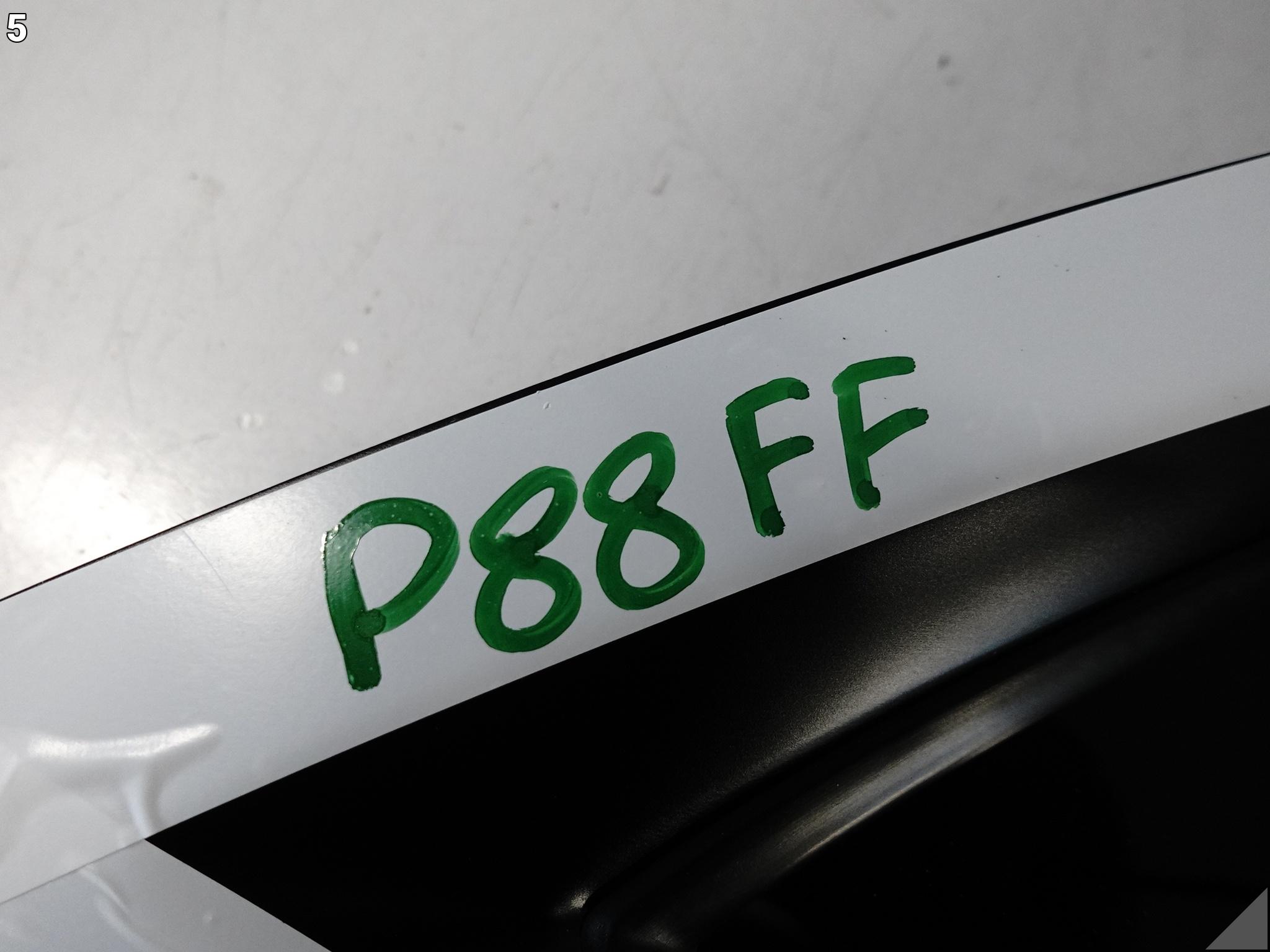 TESLA MODEL Y 20- SZYBA KAROSERYJNA TRÓJKĄT USZCZELKA LEWY TYŁ 1621162-00-E TESLA MODEL Y 20- SZYBA KAROSERYJNA TRÓJKĄT USZCZELKA LEWY TYŁ 1621162-00-E - obrazek 6