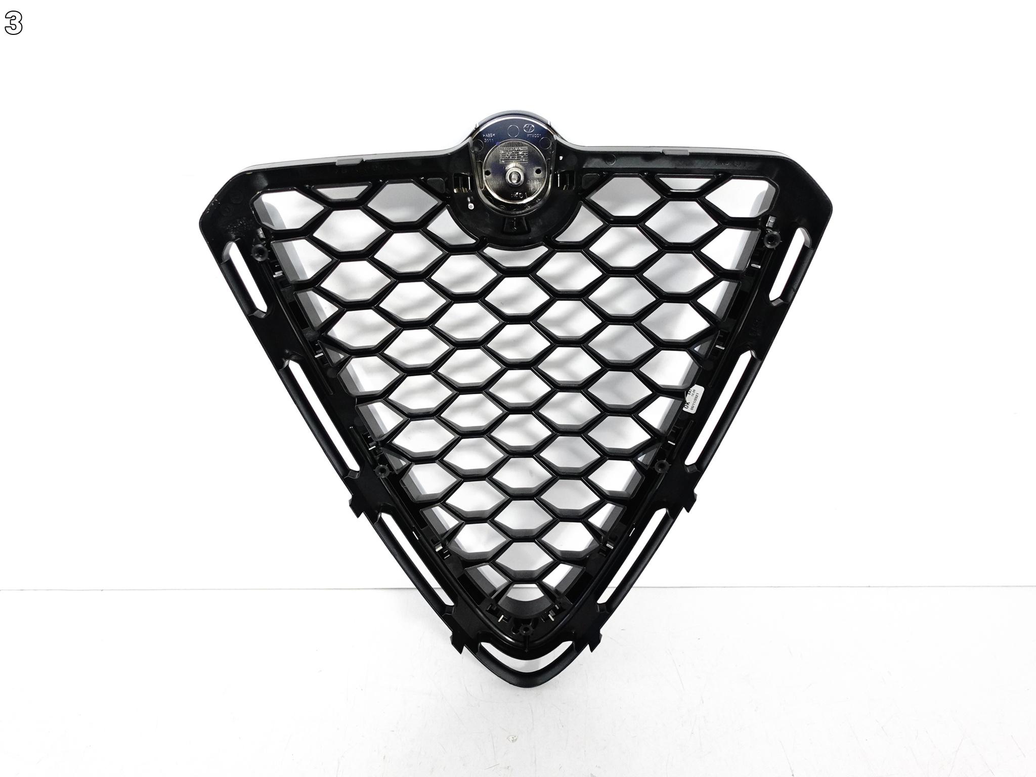 ALFA ROMEO STELVIO 16-20 GRILL KRATKA ATRAPA CHROM W ZDERZAK EMBLEMAT PRZÓD ALFA ROMEO STELVIO 16-20 GRILL KRATKA ATRAPA CHROM W ZDERZAK EMBLEMAT PRZÓD - obrazek 4