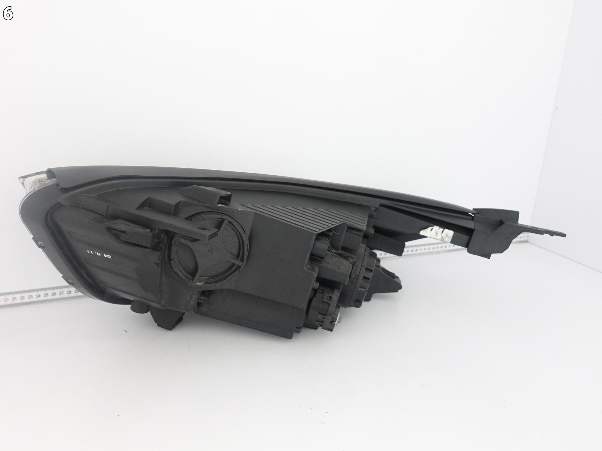 KIA STONIC 17-20 LAMPA PRAWA ZWYKŁA SOCZEWKA HALOGEN + LED PRZÓD EUROPA KIA STONIC 17-20 LAMPA PRAWA ZWYKŁA SOCZEWKA HALOGEN + LED PRZÓD EUROPA - obrazek 7