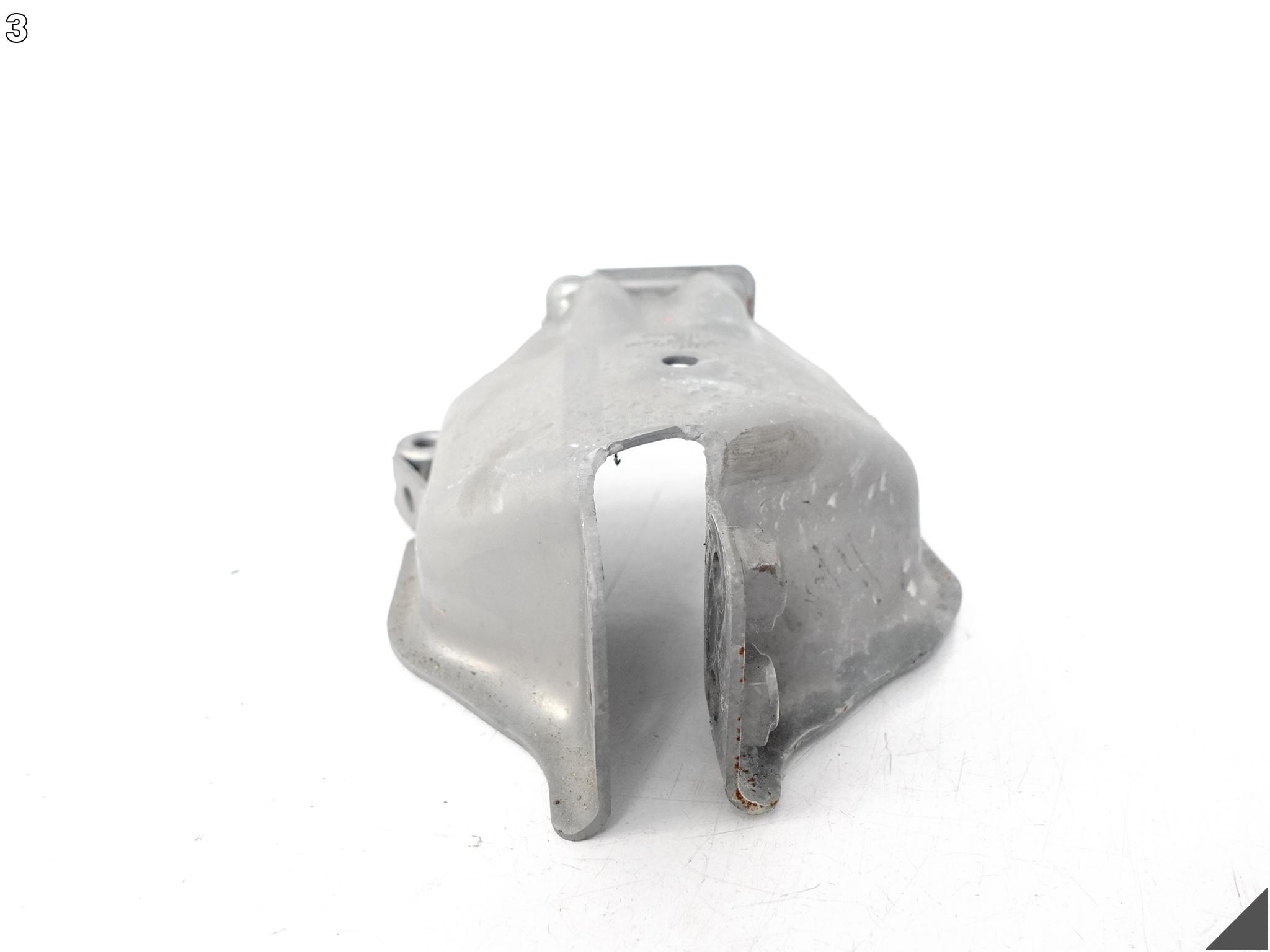 AUDI S8 4H0 D4 RS7 4G8 RS6 4G0 13-18 OSŁONA PODUSZKI SILNIKA PRAWA 4.0TFSI AUDI S8 4H0 D4 RS7 4G8 RS6 4G0 13-18 OSŁONA PODUSZKI SILNIKA PRAWA 4.0TFSI - obrazek 4
