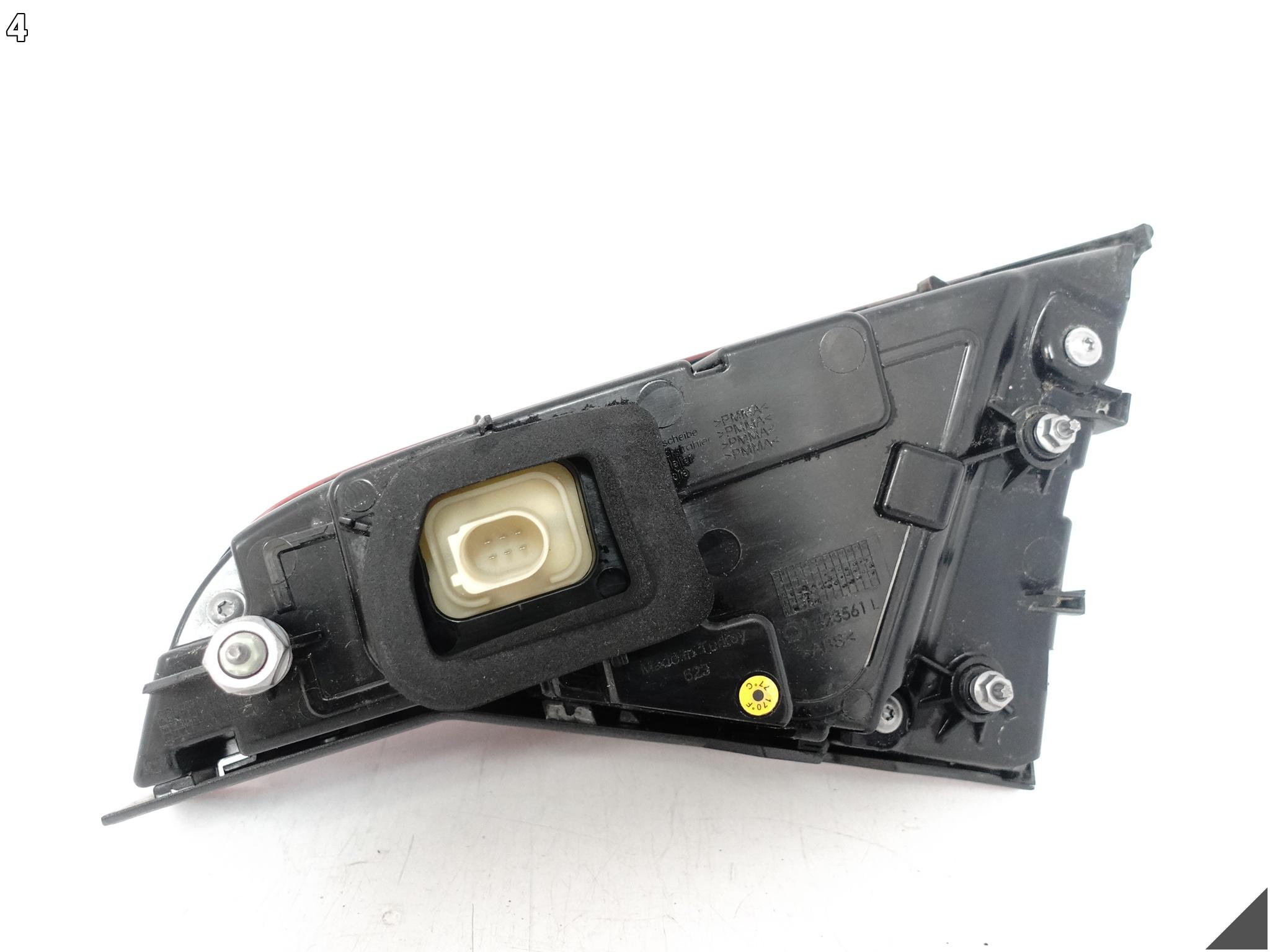 AUDI S8 PLUS A8 4H0 D4 LIFT 13-17 LAMPA LED LEWA TYŁ KLAPA BAGAŻNIKA EUROPA AUDI S8 PLUS A8 4H0 D4 LIFT 13-17 LAMPA LED LEWA TYŁ KLAPA BAGAŻNIKA EUROPA - obrazek 5