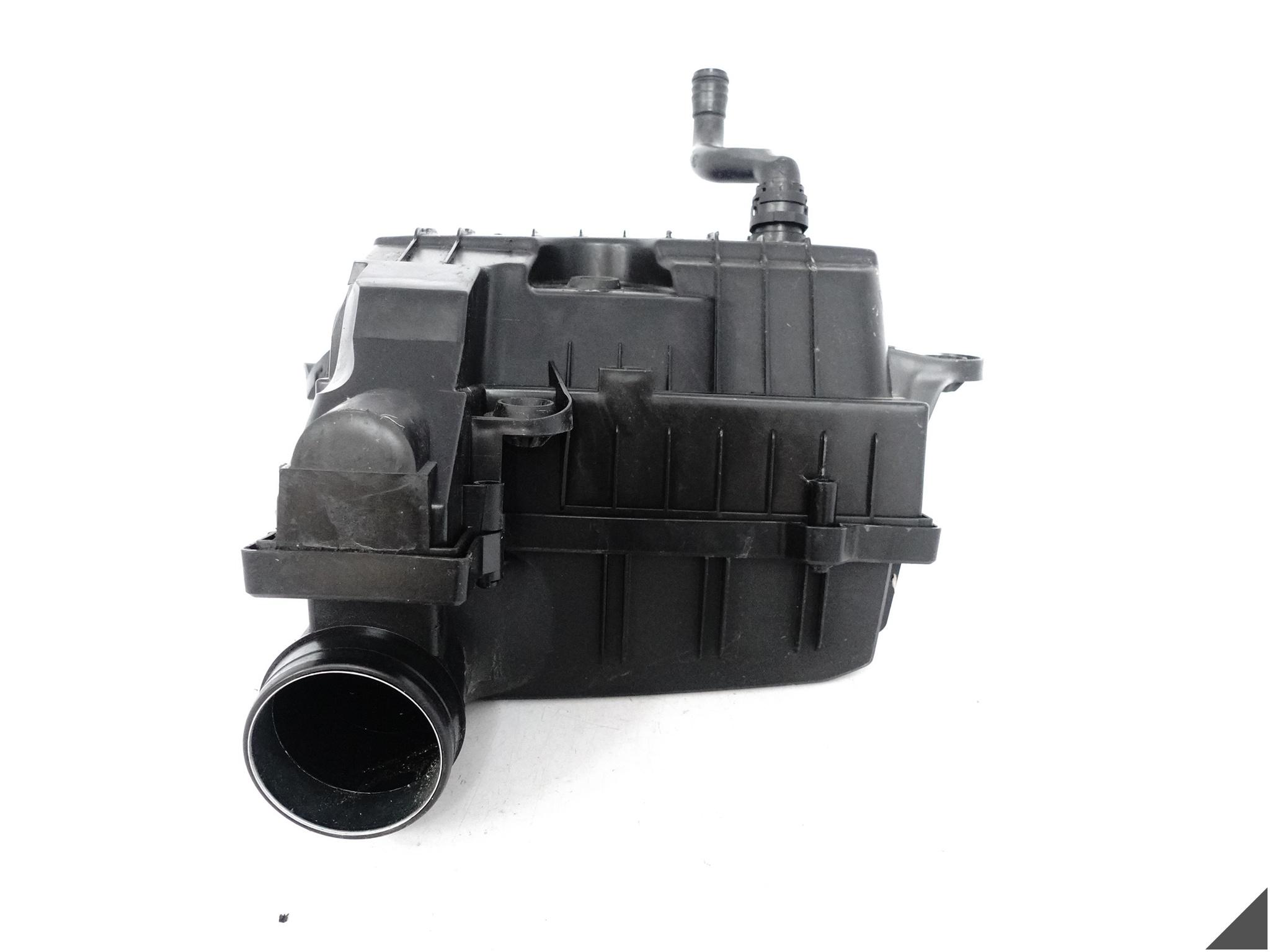 AUDI A1 82A A3 8Y0 SEAT IBIZA V 6F0 VW SKODA OBUDOWA FILTRA POWIETRZA WLOT AUDI A1 82A A3 8Y0 SEAT IBIZA V 6F0 VW SKODA OBUDOWA FILTRA POWIETRZA WLOT