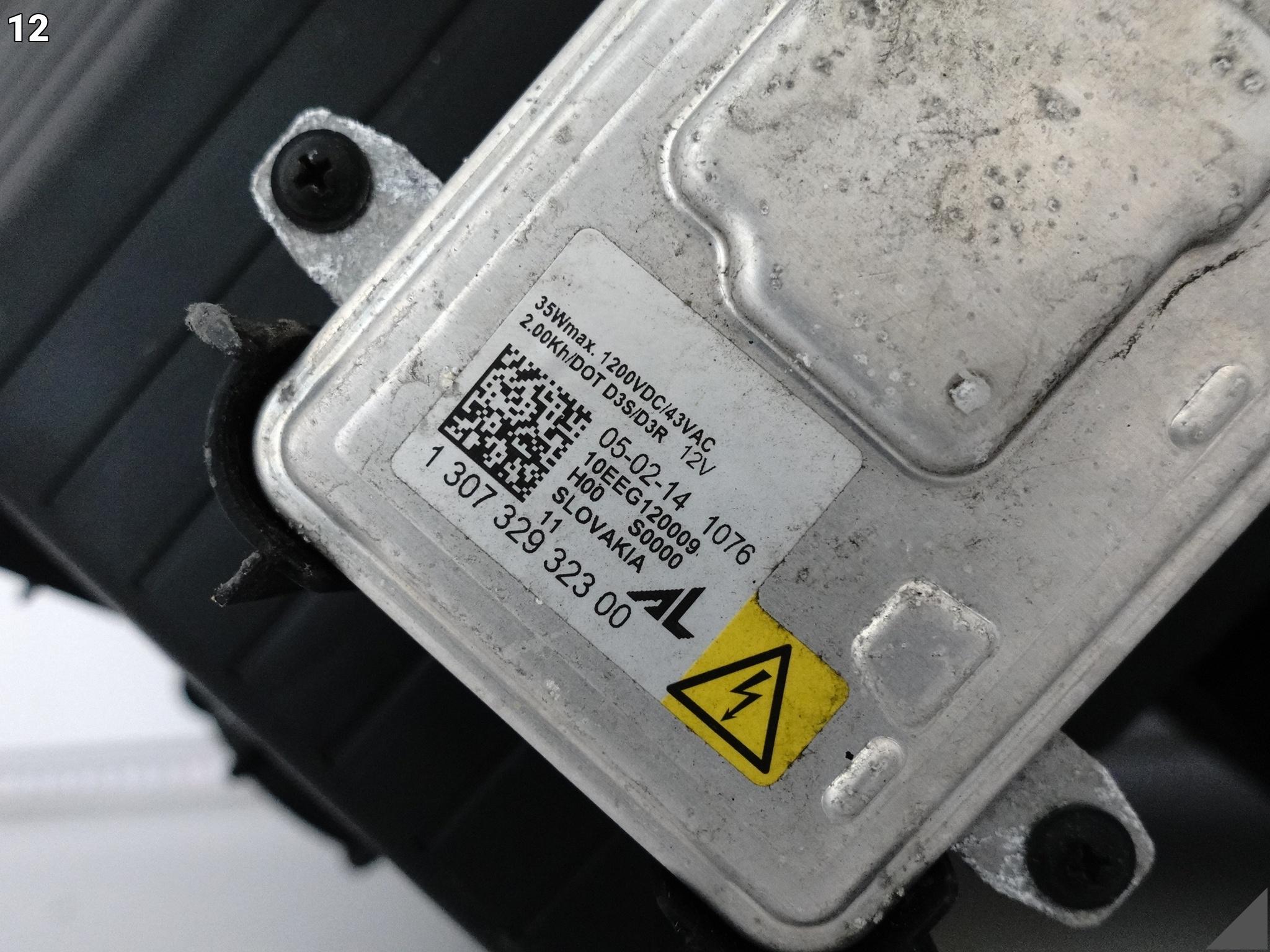 KIA SORENTO II (2 GENERACJA) XM LIFT 12-14 LAMPA XENON + LED PRAWA PRZÓD EU KIA SORENTO II (2 GENERACJA) XM LIFT 12-14 LAMPA XENON + LED PRAWA PRZÓD EU - obrazek 13