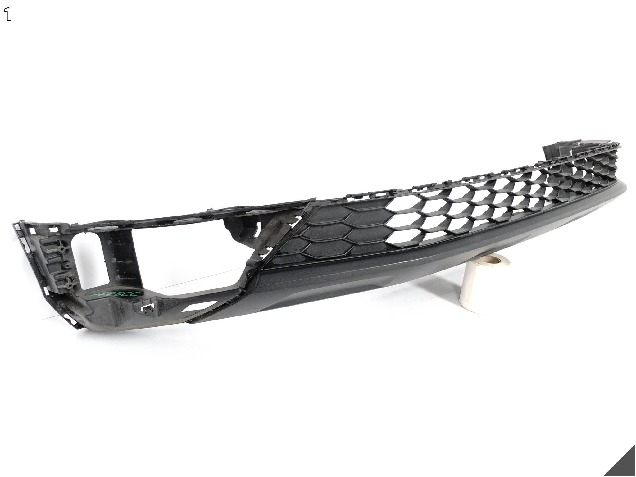 VW TIGUAN II 2 5NA 16-20 SPOILER KRATKA ATRAPA ŚRODKOWA DOLNA ZDERZAK PRZÓD VW TIGUAN II 2 5NA 16-20 SPOILER KRATKA ATRAPA ŚRODKOWA DOLNA ZDERZAK PRZÓD - obrazek 2