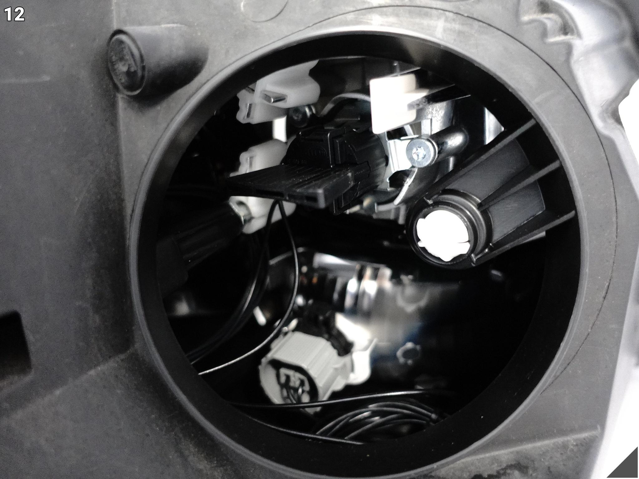 VW TIGUAN 5N1 LIFT 11-16 LAMPA XENON + LED SKRĘTNA LEWA PRZÓD EUROPA VW TIGUAN 5N1 LIFT 11-16 LAMPA XENON + LED SKRĘTNA LEWA PRZÓD EUROPA - obrazek 13