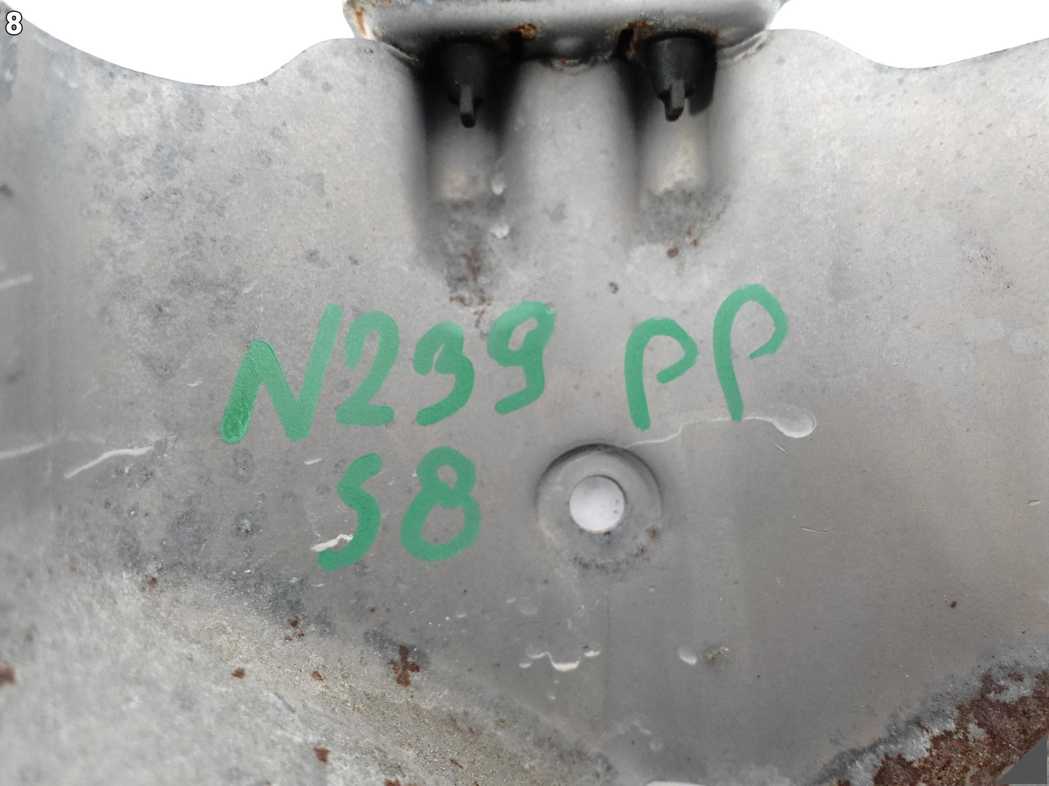 AUDI S8 4H0 D4 RS7 4G8 RS6 4G0 13-18 OSŁONA PODUSZKI SILNIKA PRAWA 4.0TFSI AUDI S8 4H0 D4 RS7 4G8 RS6 4G0 13-18 OSŁONA PODUSZKI SILNIKA PRAWA 4.0TFSI - obrazek 9