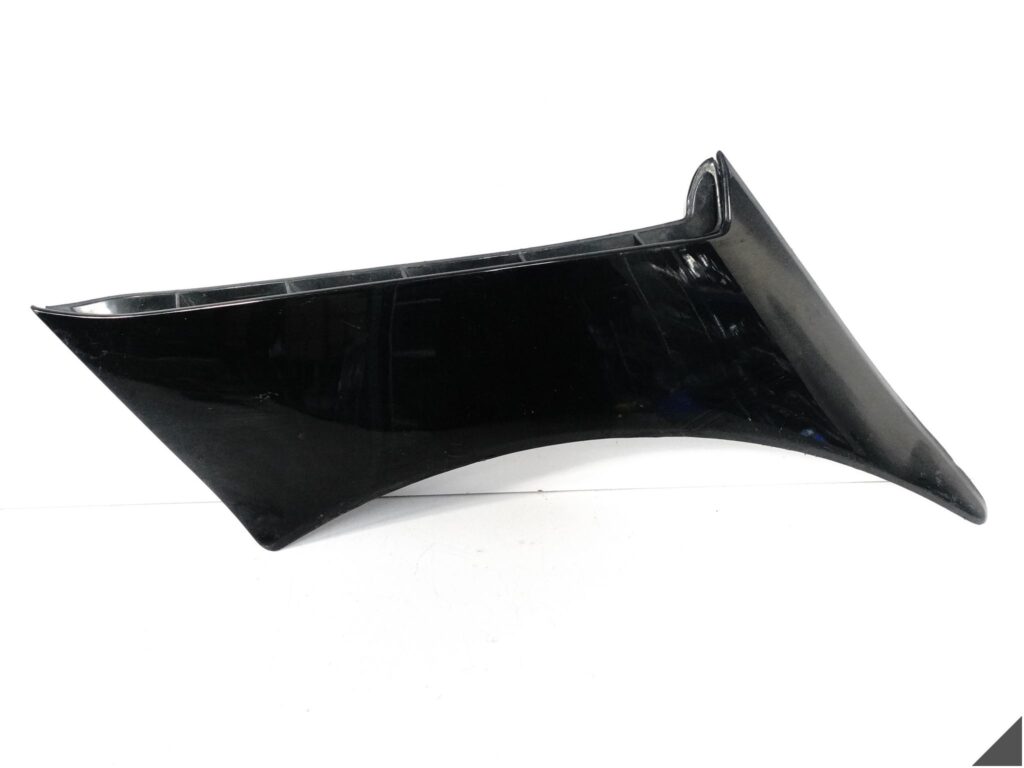 FORD MUSTANG VI 6 14-23 LISTWA BŁOTNIK WLOT POWIETRZA PRAWA NIEORYGINALNA FORD MUSTANG VI 6 14-23 LISTWA BŁOTNIK WLOT POWIETRZA PRAWA NIEORYGINALNA