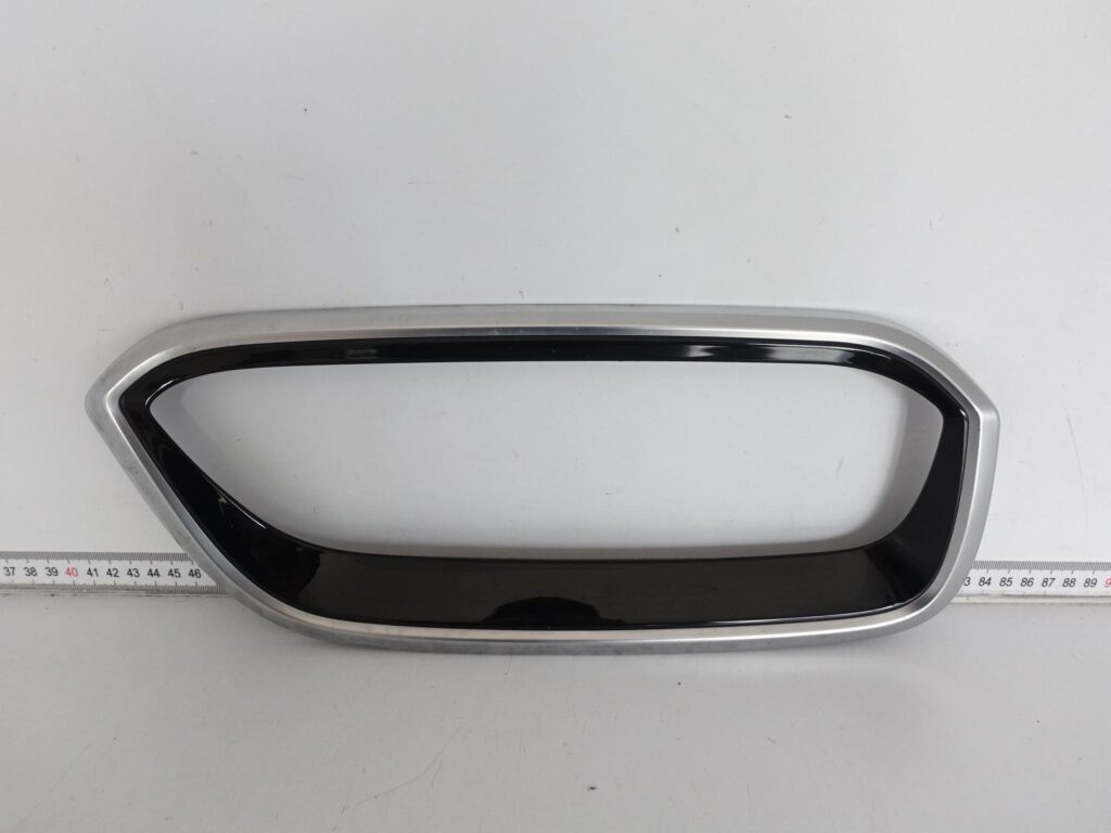 BMW I3 I01 I01N I3S 13-22 LCI LIFT GRILL KRATKA OZDOBNA ATRAPA RAMKA PRAWA BMW I3 I01 I01N I3S 13-22 LCI LIFT GRILL KRATKA OZDOBNA ATRAPA RAMKA PRAWA