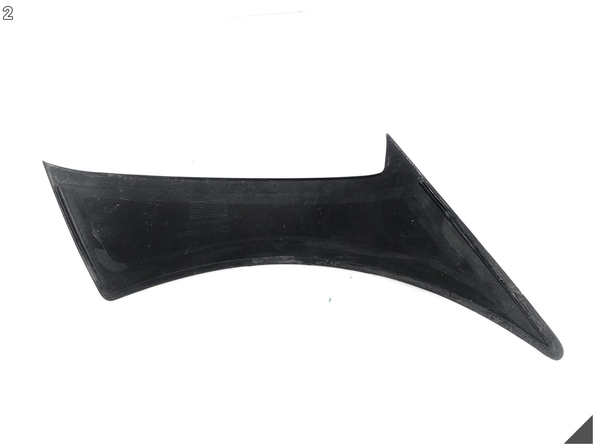 FORD MUSTANG VI 6 14-23 LISTWA NA BŁOTNIK WLOT POWIETRZA LEWA NIEORYGINALNA FORD MUSTANG VI 6 14-23 LISTWA NA BŁOTNIK WLOT POWIETRZA LEWA NIEORYGINALNA - obrazek 3