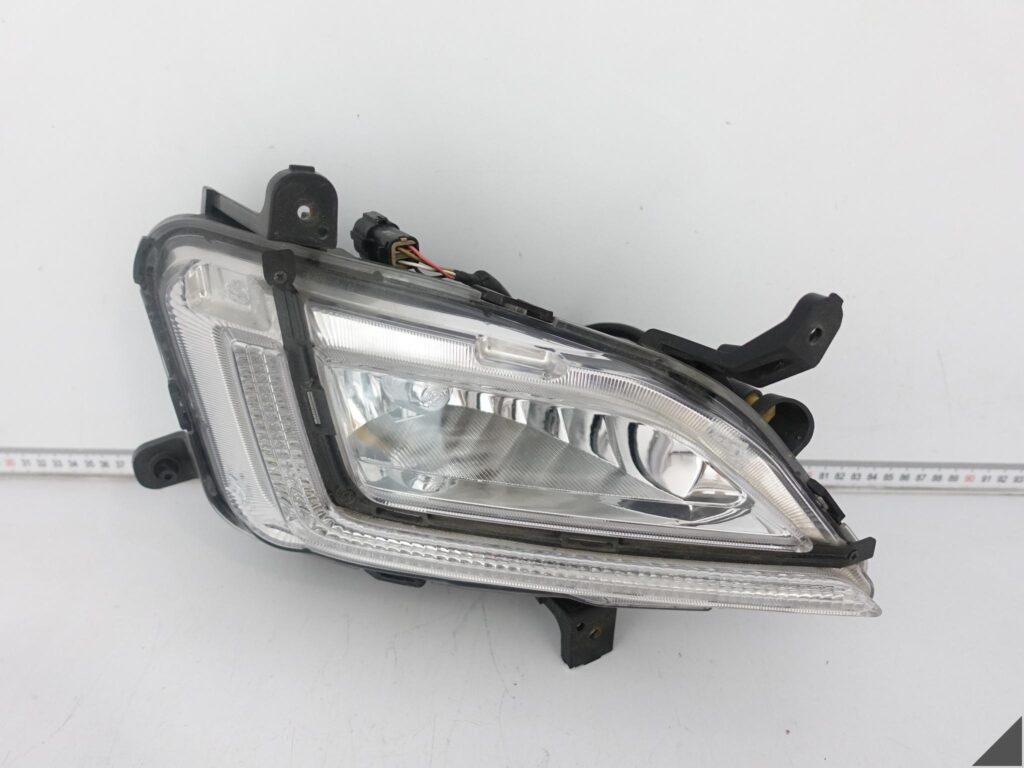 HYUNDAI TUCSON III 3 TL LIFT 18-20 LAMPA LED DRL HALOGEN PRAWY PRZÓD HYUNDAI TUCSON III 3 TL LIFT 18-20 LAMPA LED DRL HALOGEN PRAWY PRZÓD