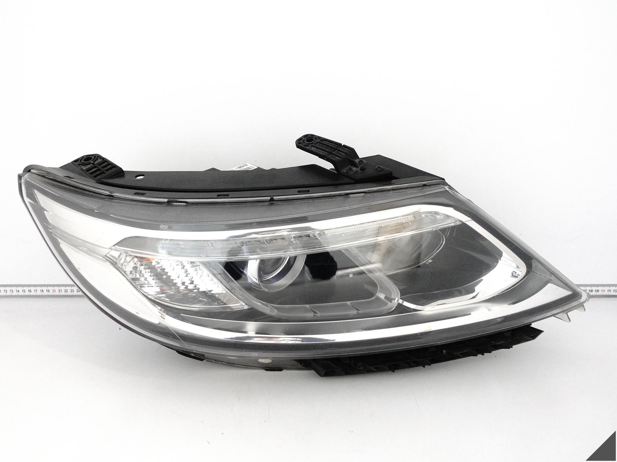 KIA SORENTO II (2 GENERACJA) XM LIFT 12-14 LAMPA XENON + LED PRAWA PRZÓD EU KIA SORENTO II (2 GENERACJA) XM LIFT 12-14 LAMPA XENON + LED PRAWA PRZÓD EU