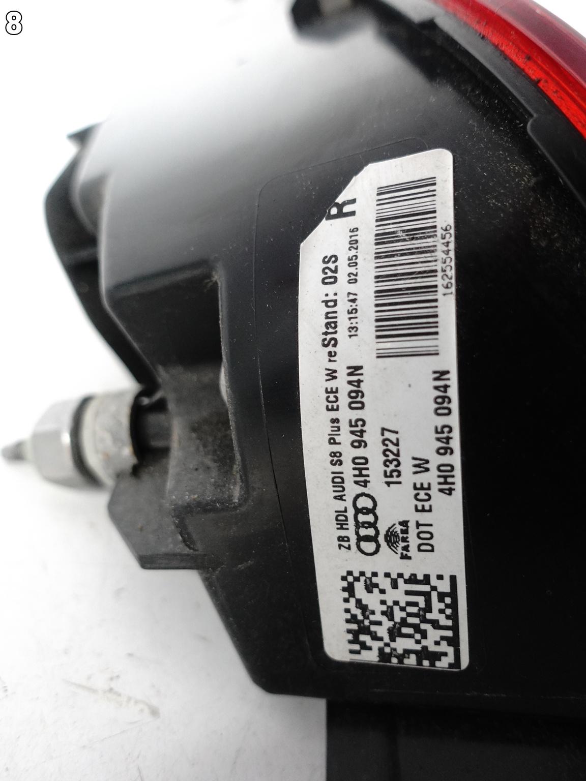 AUDI S8 PLUS A8 4H0 D4 LIFT 13-17 LAMPA LED PRAWA TYŁ KLAPA BAGAŻNIKA EU AUDI S8 PLUS A8 4H0 D4 LIFT 13-17 LAMPA LED PRAWA TYŁ KLAPA BAGAŻNIKA EU - obrazek 9