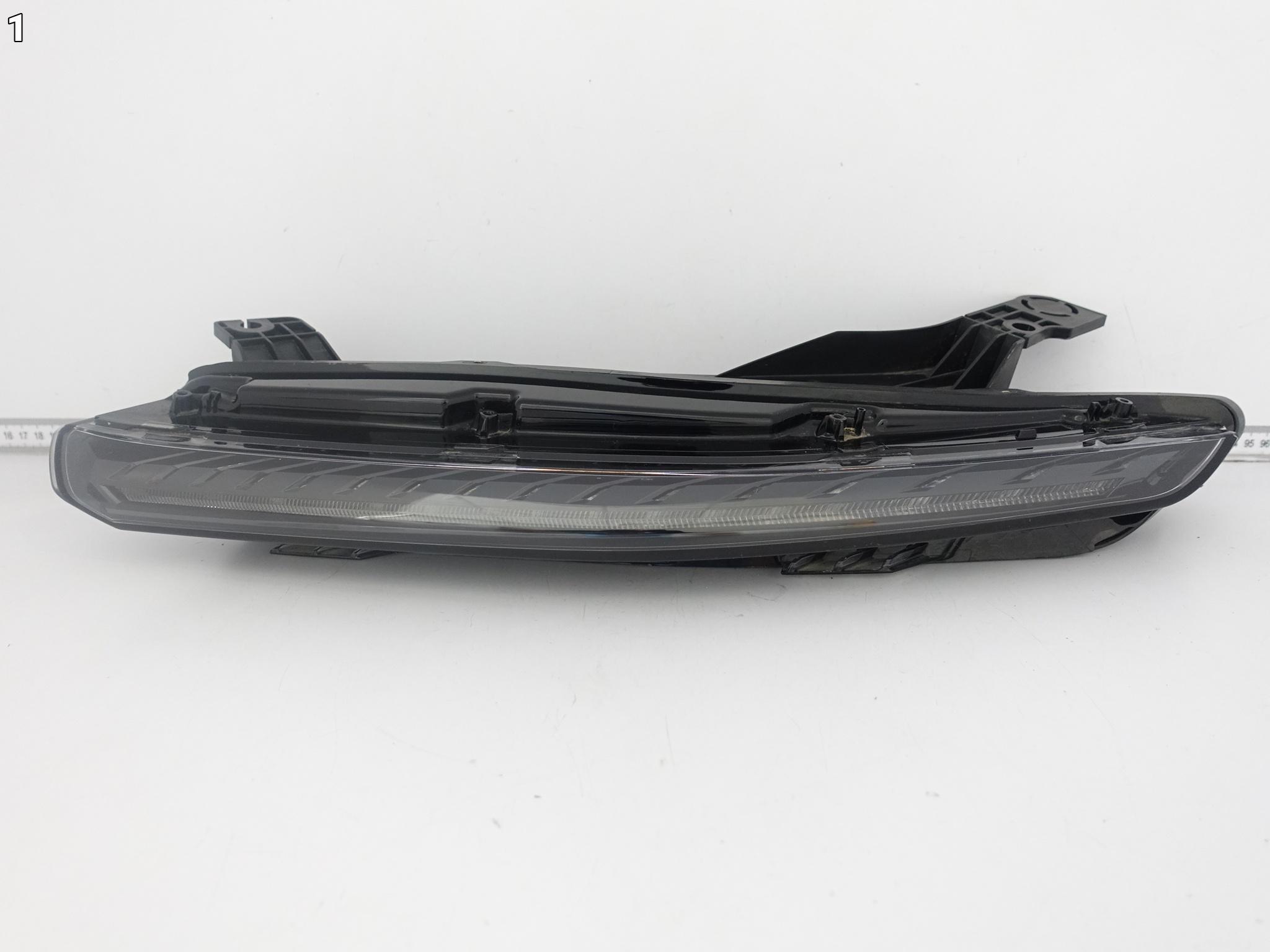 CITROEN C5X C5 X 21- LAMPA LED DRL KIERUNKOWSKAZ LEWY PRZÓD EUROPA CITROEN C5X C5 X 21- LAMPA LED DRL KIERUNKOWSKAZ LEWY PRZÓD EUROPA - obrazek 2