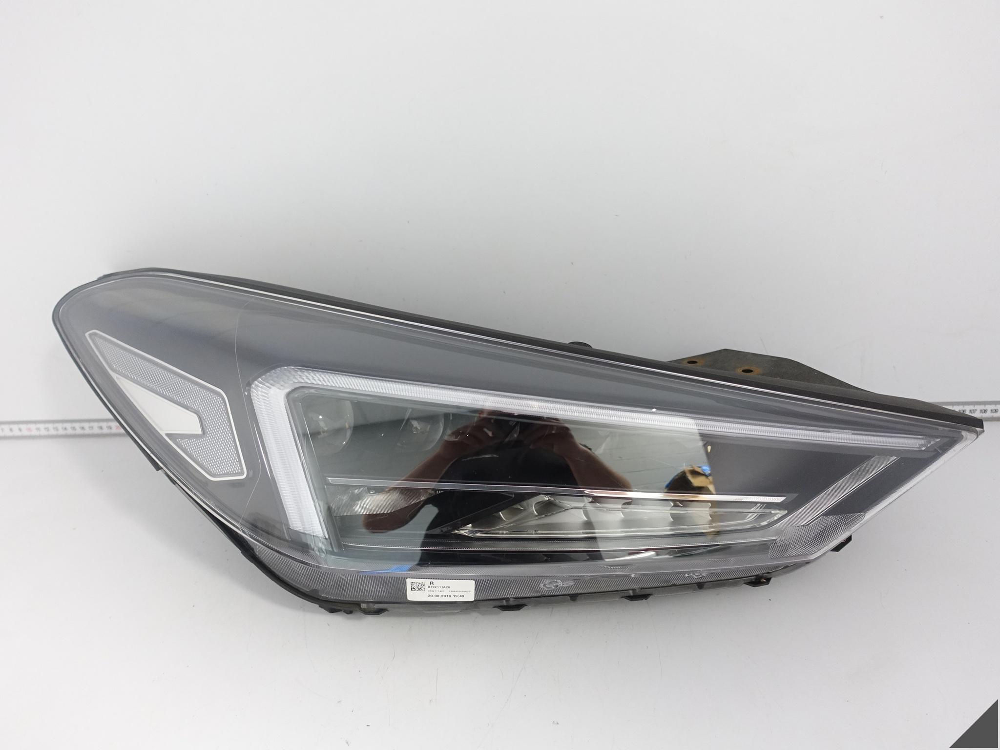 HYUNDAI TUCSON III 3 TL LIFT 18-20 LAMPA FULL LED PRAWA PRZÓD EUROPA HYUNDAI TUCSON III 3 TL LIFT 18-20 LAMPA FULL LED PRAWA PRZÓD EUROPA