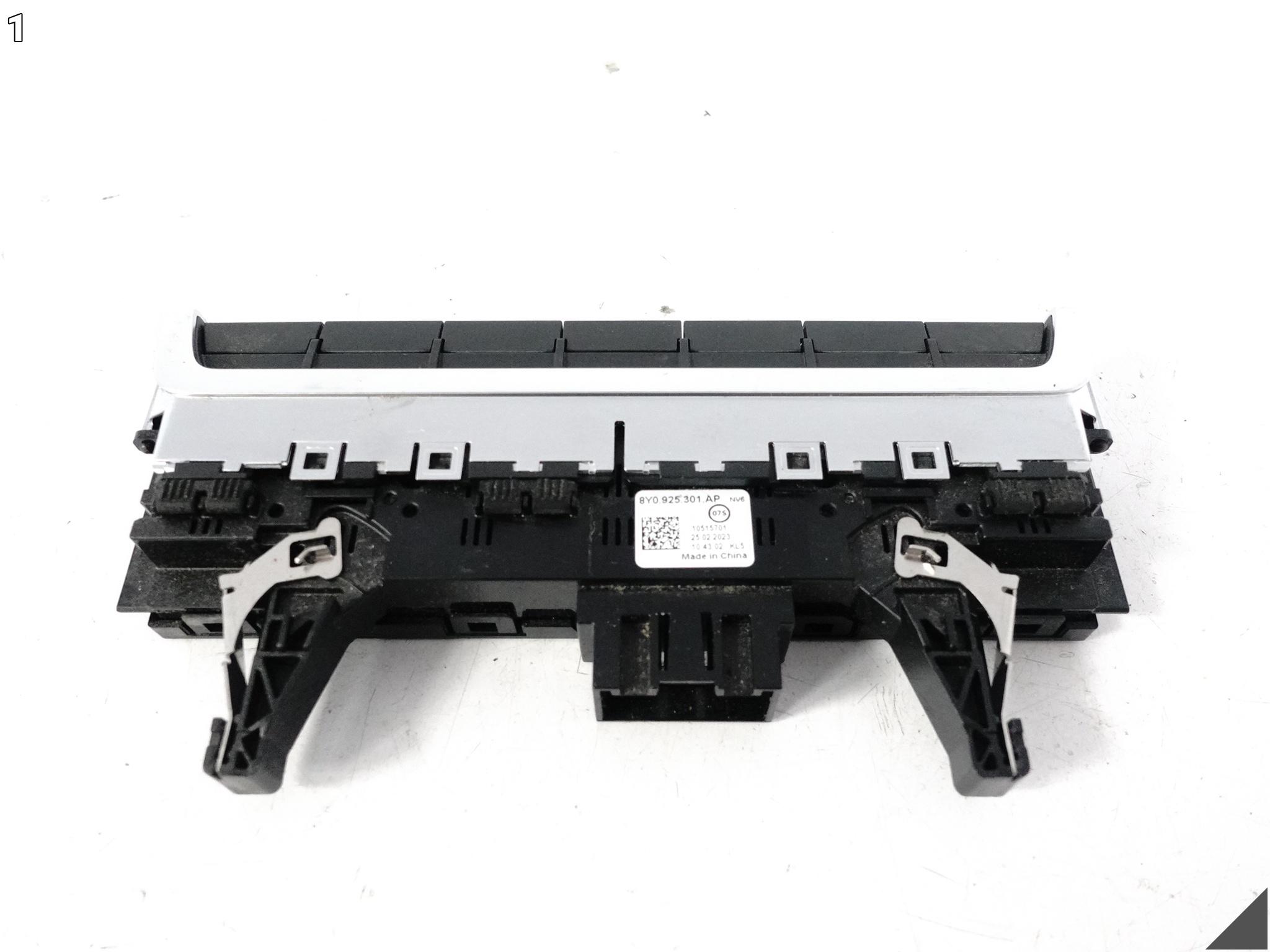 AUDI A3 S3 RS3 8Y0 20- PANEL STEROWANIA PRZEŁĄCZNIKI DESKA ROZDZIELCZA AUDI A3 S3 RS3 8Y0 20- PANEL STEROWANIA PRZEŁĄCZNIKI DESKA ROZDZIELCZA - obrazek 2