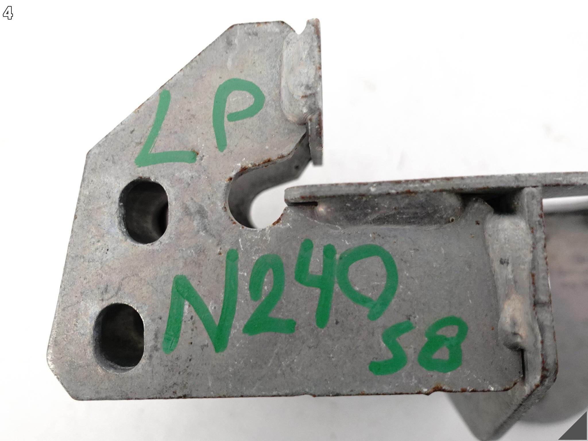 AUDI S8 A8 4H0 D4 LIFT 09-17 WSPORNIK MOCOWANIE WÓZEK BELKA LEWY PRZÓD AUDI S8 A8 4H0 D4 LIFT 09-17 WSPORNIK MOCOWANIE WÓZEK BELKA LEWY PRZÓD - obrazek 5