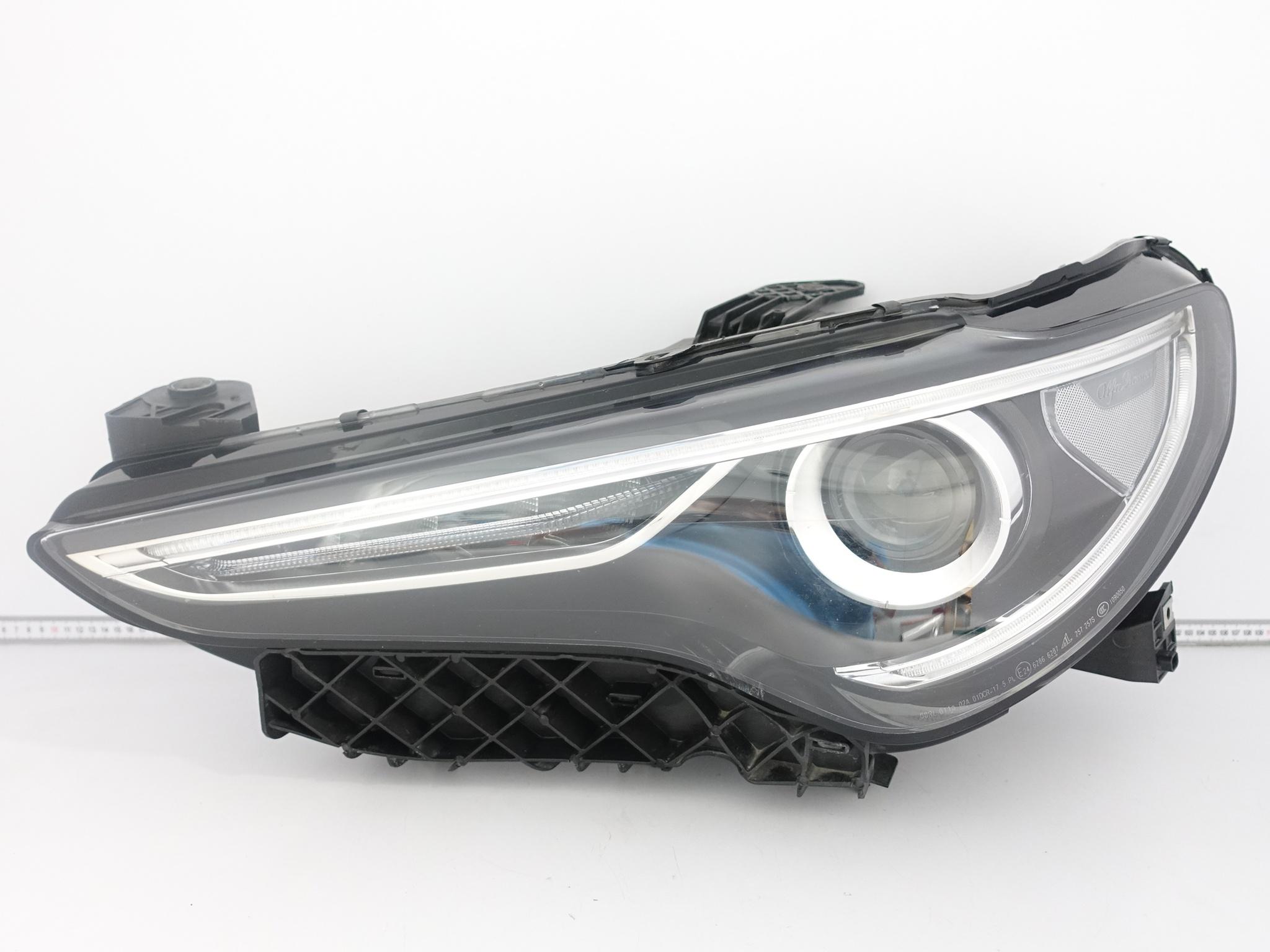 ALFA ROMEO STELVIO 16- XENON + LED MODUŁY LEWA LAMPA PRZÓD EUROPA ALFA ROMEO STELVIO 16- XENON + LED MODUŁY LEWA LAMPA PRZÓD EUROPA