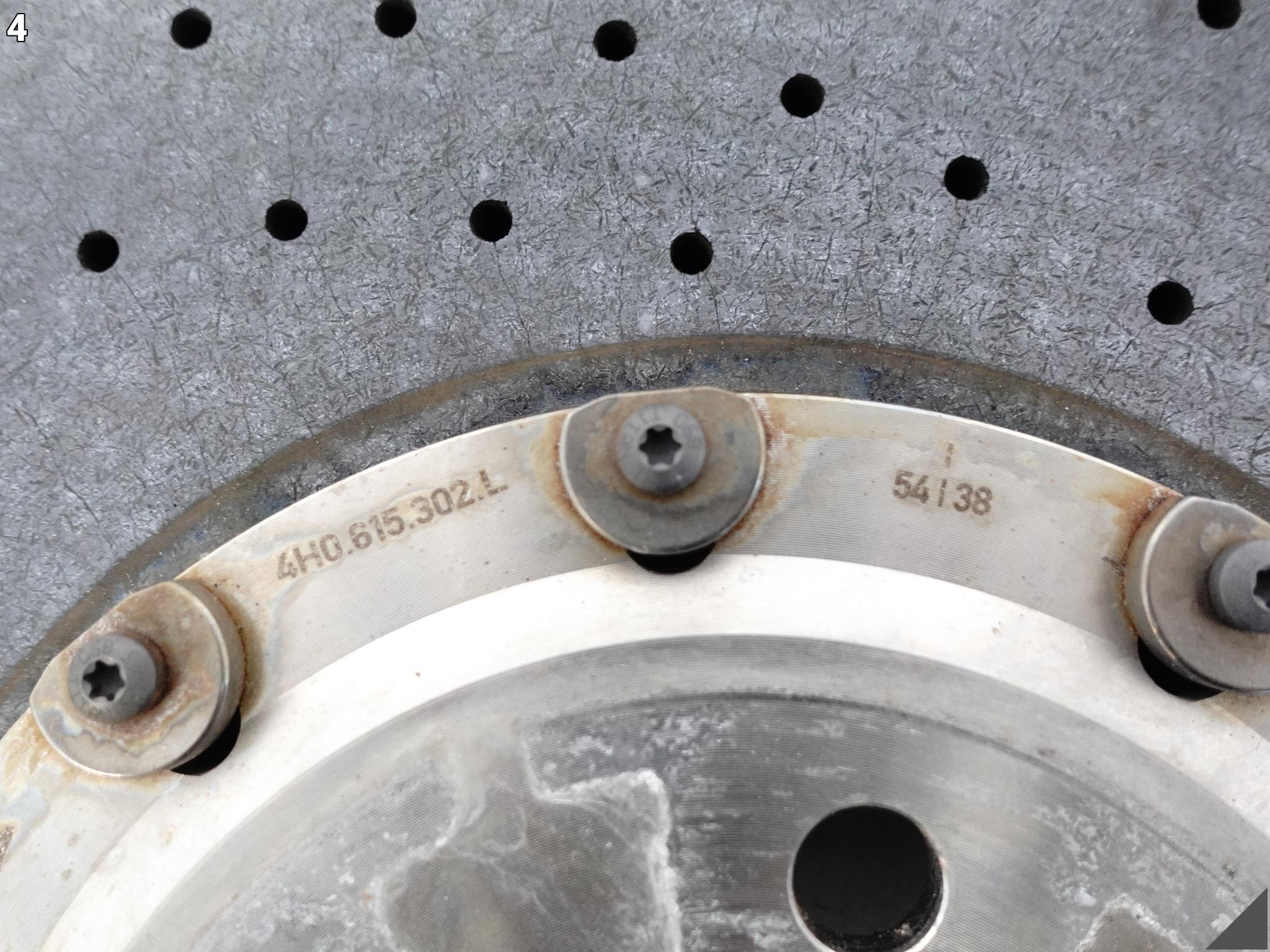 AUDI S8 PLUS 4H0 D4 15-17 TARCZA CERAMICZNA PRAWA PRZÓD 400x38MM 92 KM AUDI S8 PLUS 4H0 D4 15-17 TARCZA CERAMICZNA PRAWA PRZÓD 400x38MM 92 KM - obrazek 5