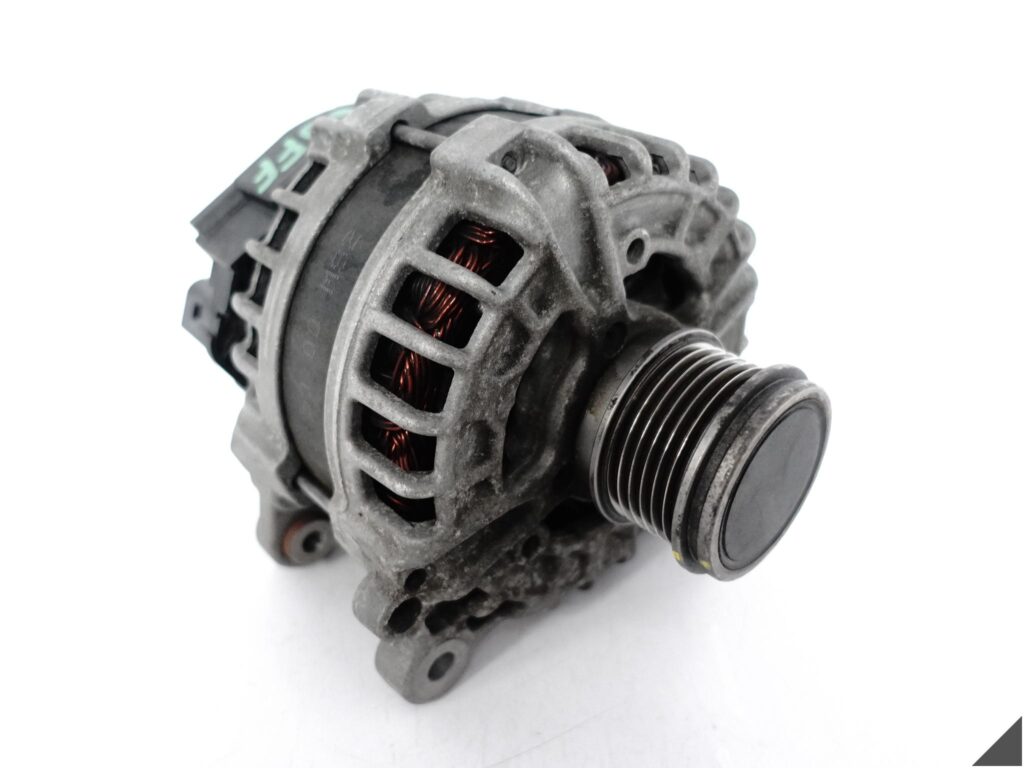 VW AUDI SKODA SEAT CUPRA ALTERNATOR 04L903023J BOSCH 0 125 811 090 VW AUDI SKODA SEAT CUPRA ALTERNATOR 04L903023J BOSCH 0 125 811 090