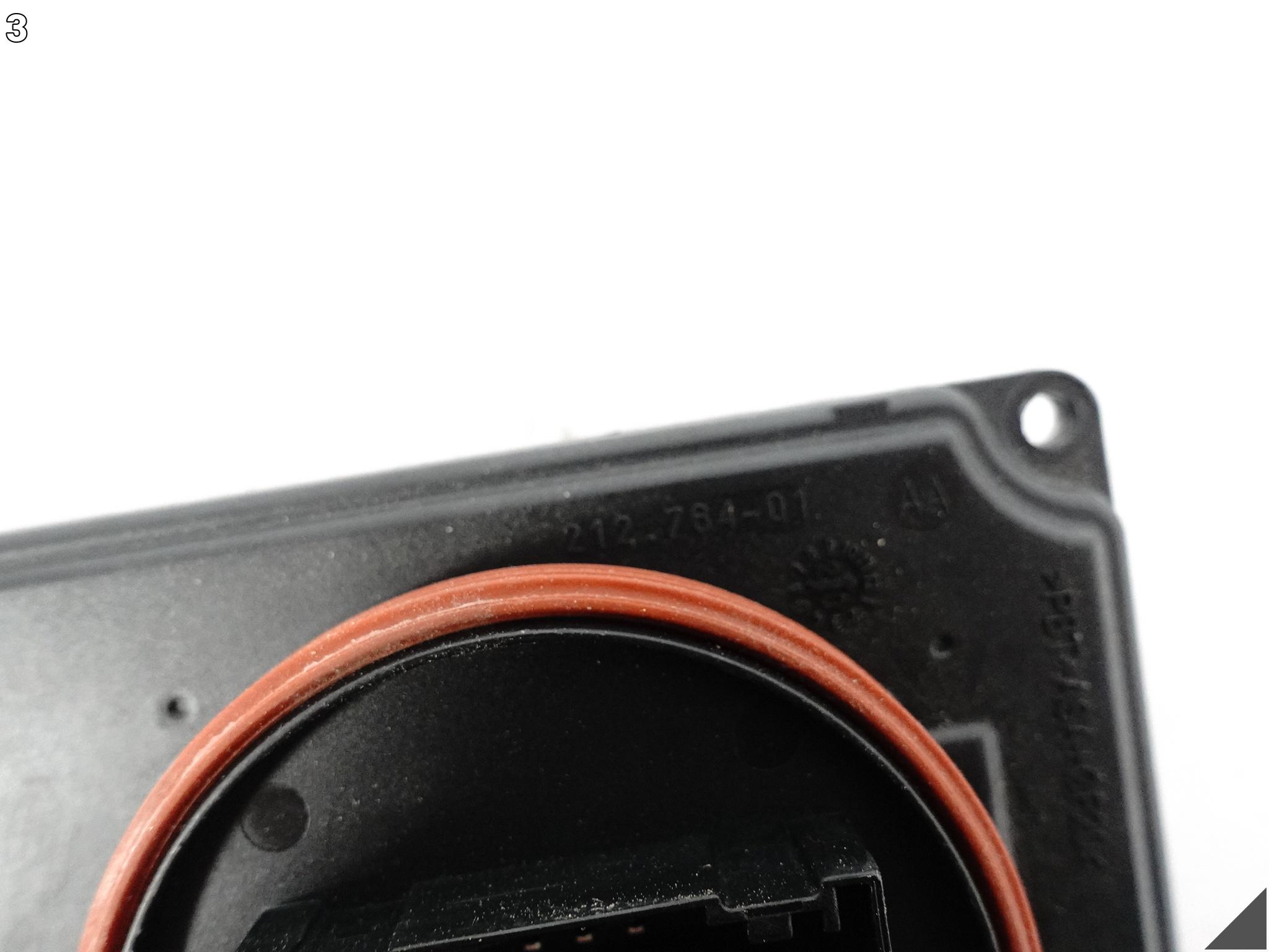 AUDI A3 S3 RS3 8Y0 20-24 MODUŁ PRZETWORNICA PRZEDNIEJ LAMPY LED R = L AUDI A3 S3 RS3 8Y0 20-24 MODUŁ PRZETWORNICA PRZEDNIEJ LAMPY LED R = L - obrazek 4