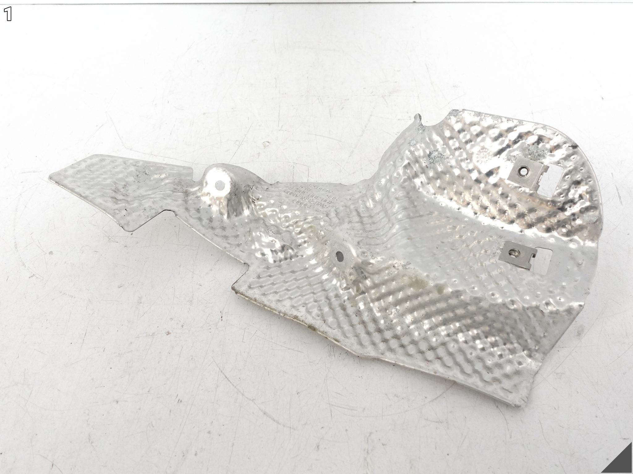 AUDI S8 PLUS A8 4H0 D4 LIFT 09-17 OSŁONA TERMICZNA SKRZYNI BIEGÓW PRAWA AUDI S8 PLUS A8 4H0 D4 LIFT 09-17 OSŁONA TERMICZNA SKRZYNI BIEGÓW PRAWA - obrazek 2