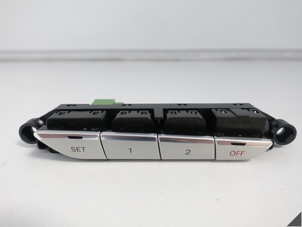 AUDI S8 A8 4H0 D4 09-17 LIFT PRZEŁĄCZNIK PAMIĘCI FOTELA CHROM PRAWY