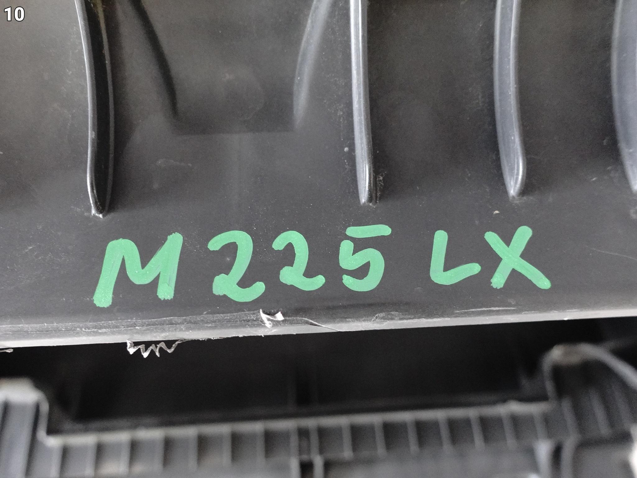 MERCEDES SLS AMG C197 R197 10-14 KIEROWNICA POWIETRZA OBUDOWA RAMKA PRZÓD MERCEDES SLS AMG C197 R197 10-14 KIEROWNICA POWIETRZA OBUDOWA RAMKA PRZÓD - obrazek 11