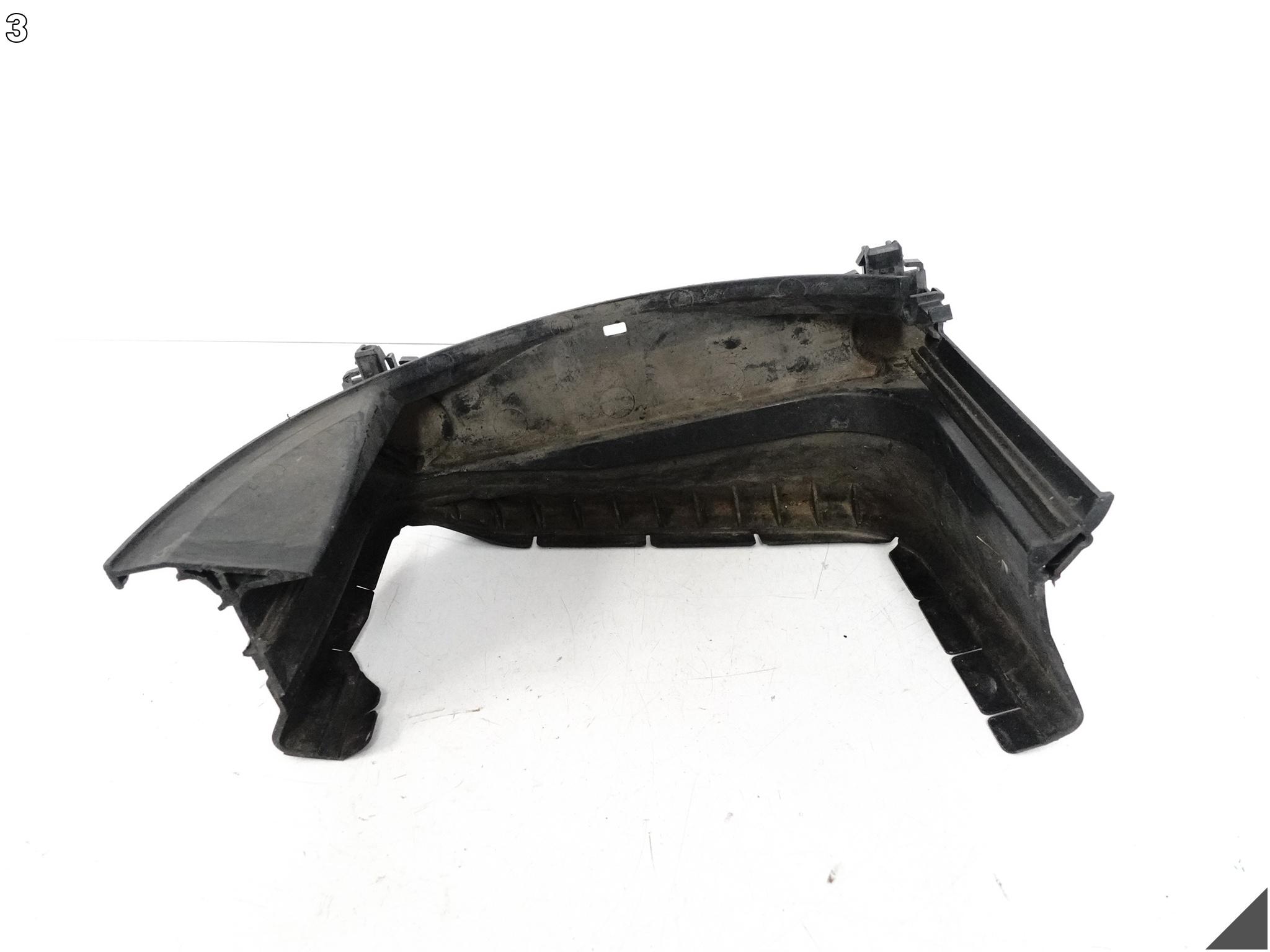 MERCEDES CLA C117 CLA45 AMG 13-19 DOLNA RAMKA INTERCOOLERA WLOT POWIETRZA MERCEDES CLA C117 CLA45 AMG 13-19 DOLNA RAMKA INTERCOOLERA WLOT POWIETRZA - obrazek 4