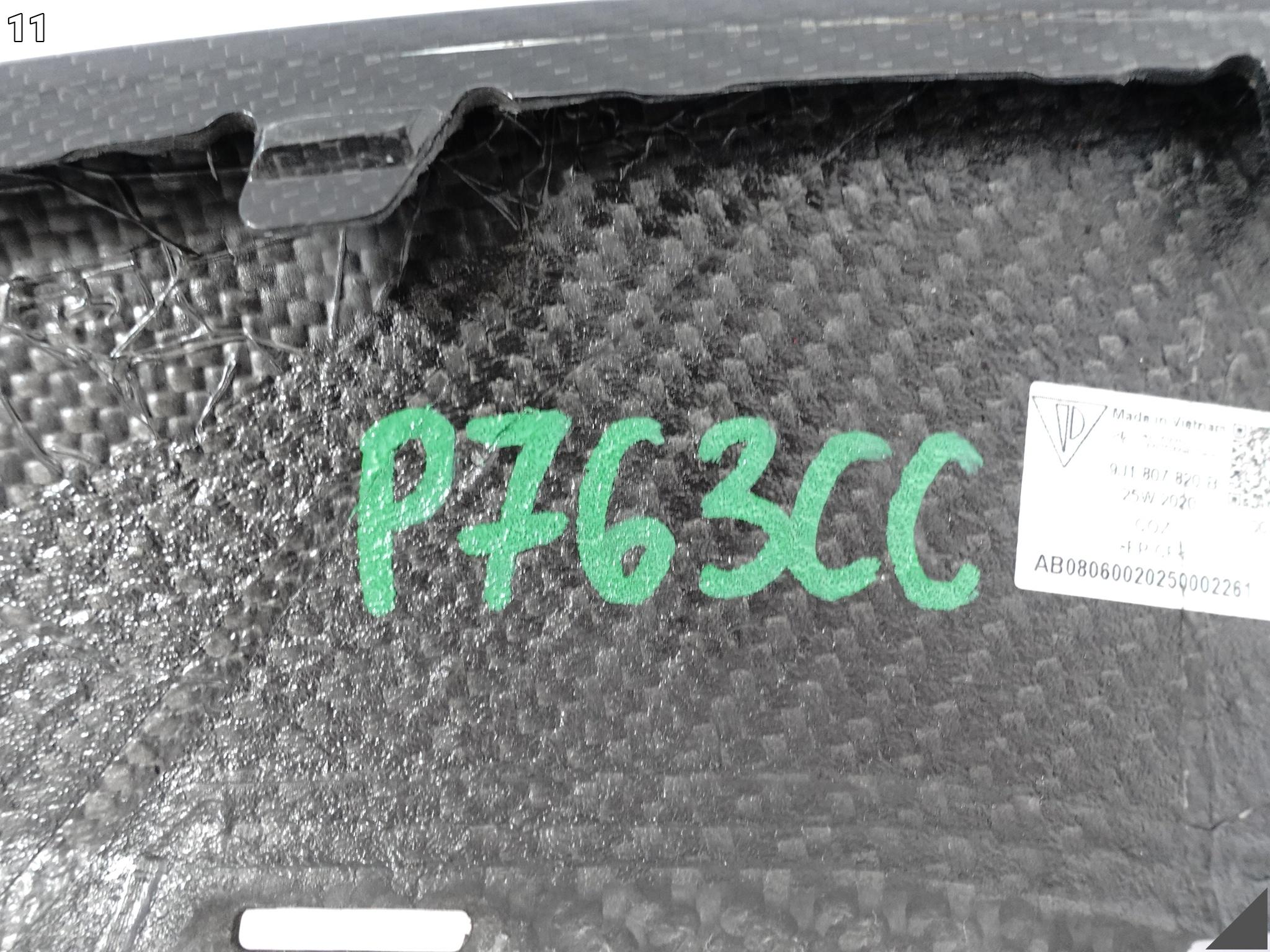 PORSCHE TAYCAN 9J1 TURBO 20- ZDERZAK SPOILER LISTWA PRAWA PRZÓD CARBON PORSCHE TAYCAN 9J1 TURBO 20- ZDERZAK SPOILER LISTWA PRAWA PRZÓD CARBON - obrazek 12